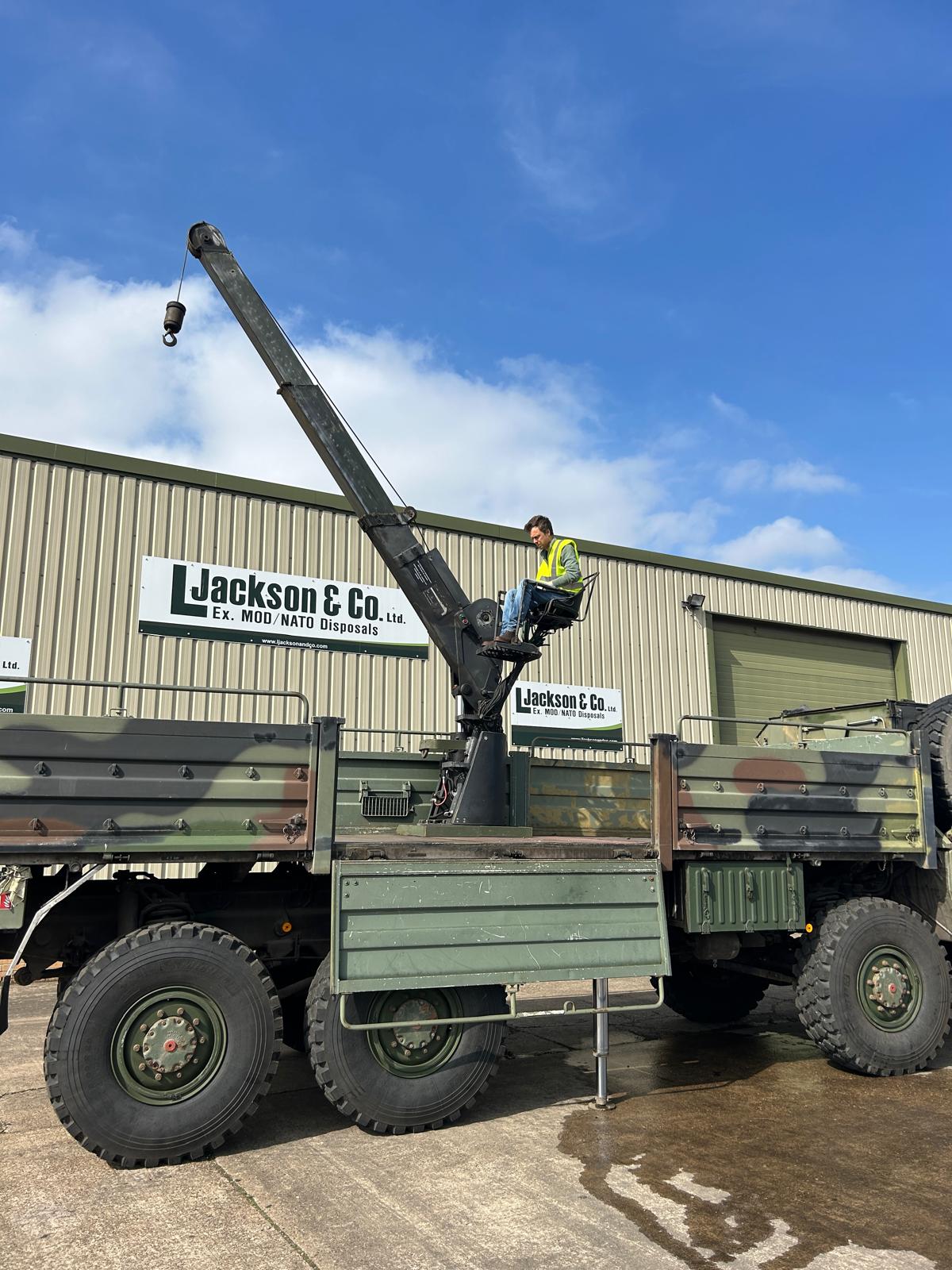 MAN 464 8×8 Cargo Truck With Crane