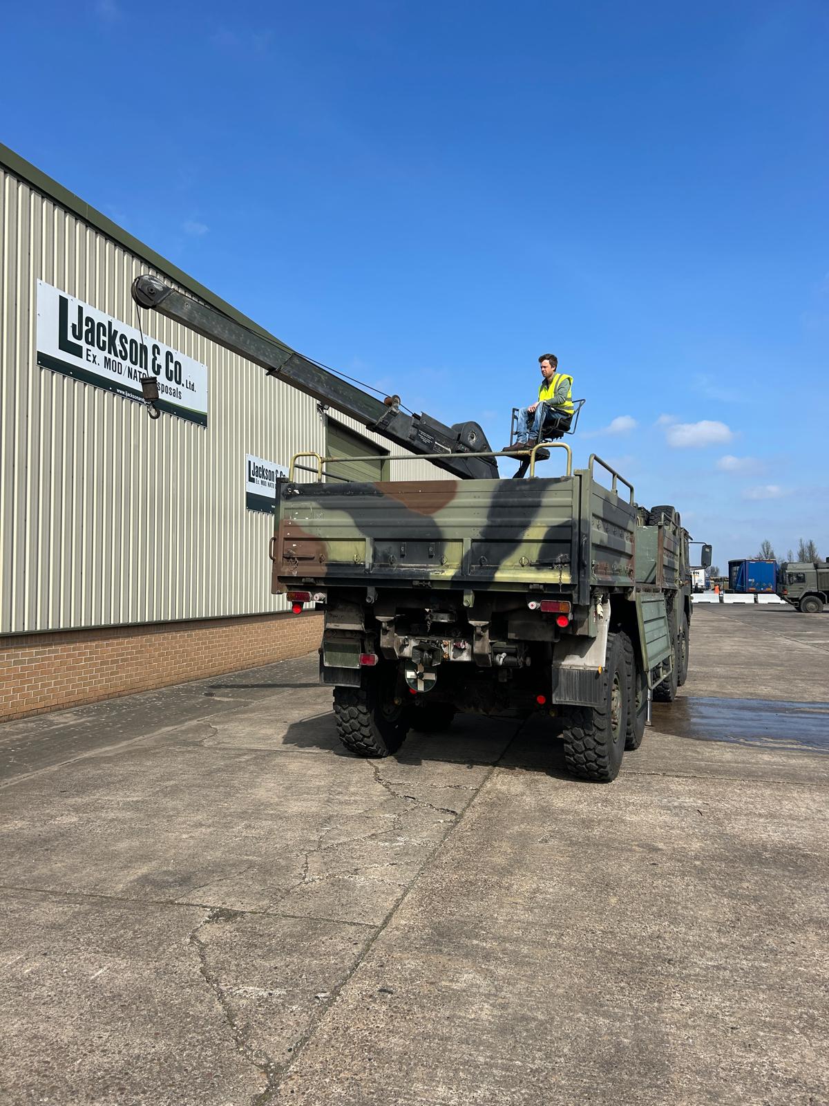 MAN 464 8×8 Cargo Truck With Crane