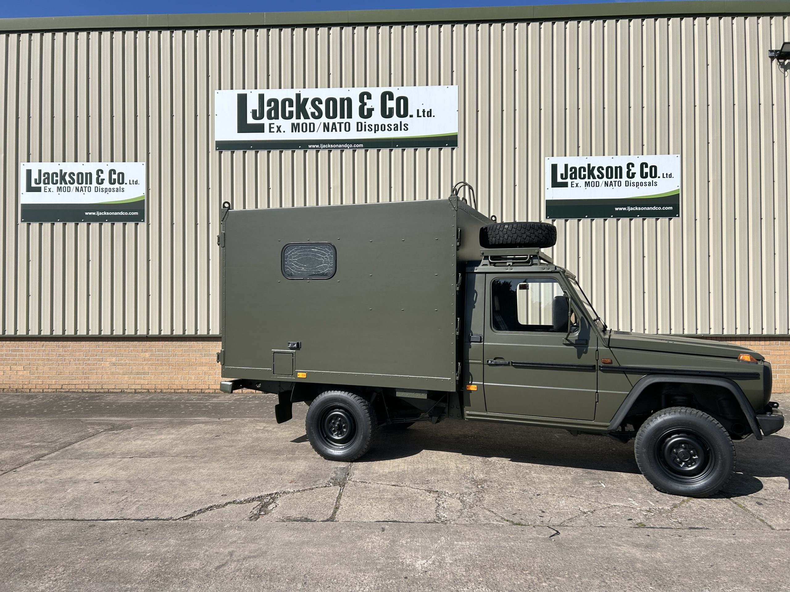 Mercedes G Wagon 290 Ambulance