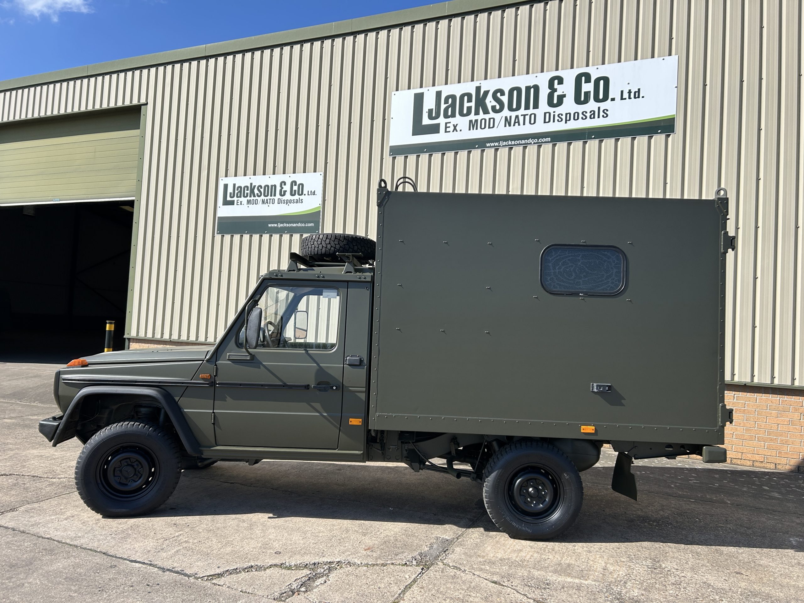 Mercedes G Wagon 290 Ambulance