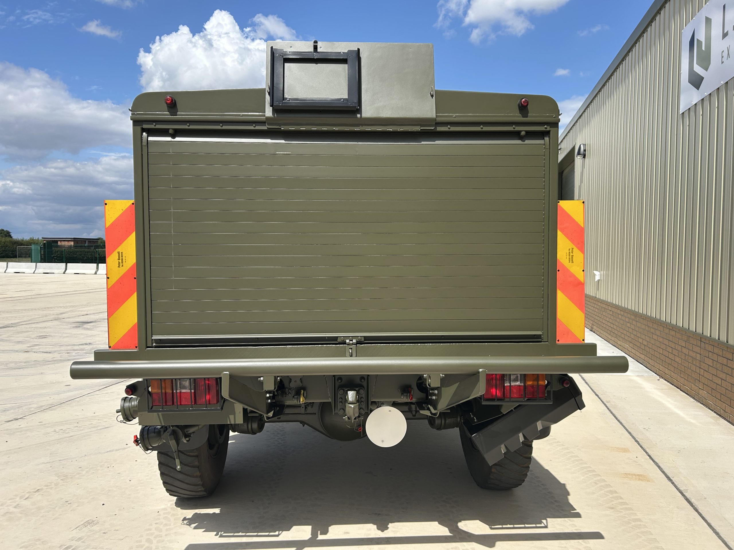 Leyland Daf 4×4 5,000 Litre Tanker Truck