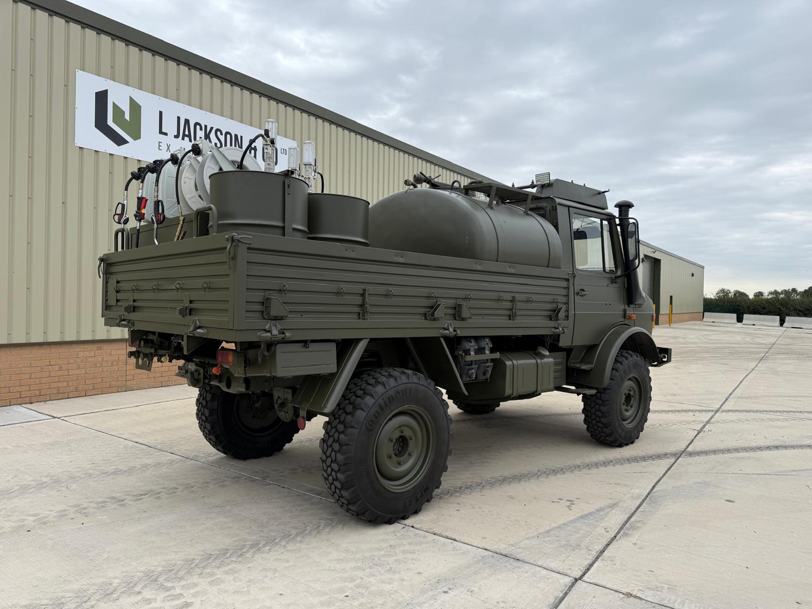 Mercedes Unimog U1300L 4×4 Service Truck