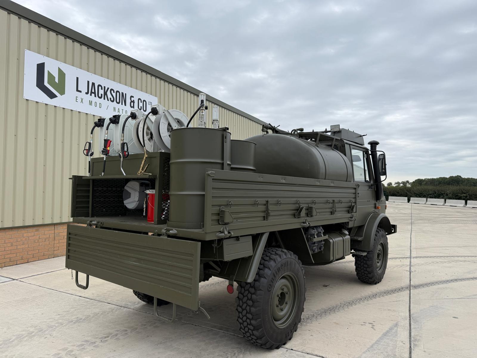 Mercedes Unimog U1300L 4×4 Service Truck
