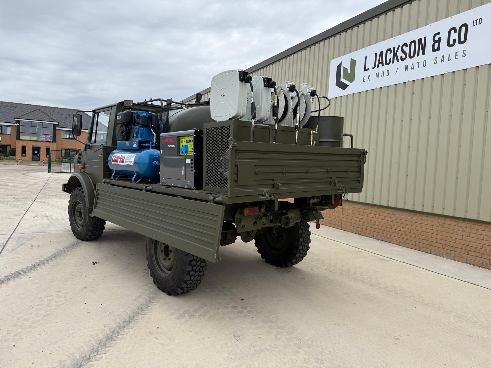 Mercedes Unimog U1300L 4×4 Service Truck