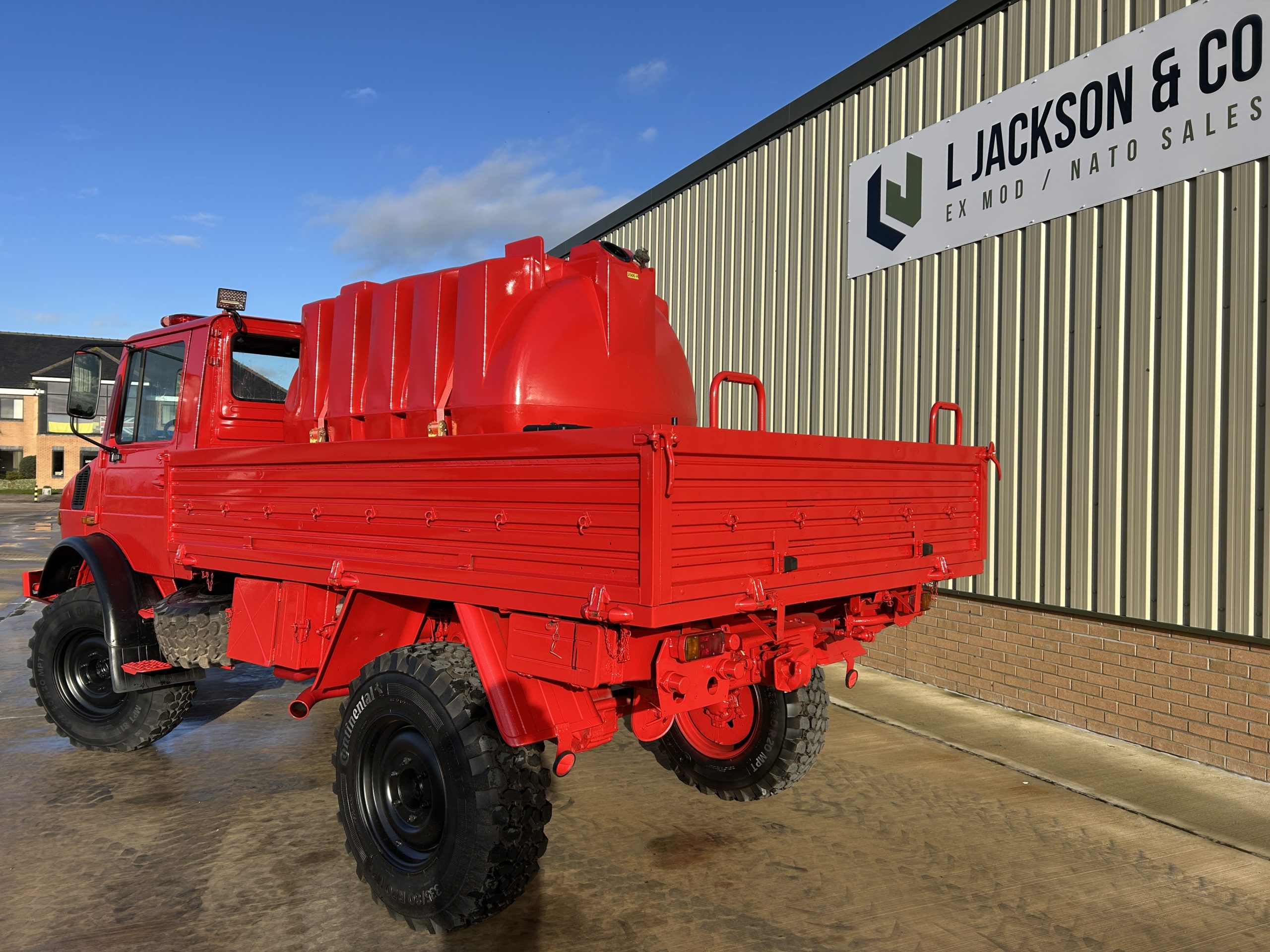 Mercedes Unimog U1300L Fire Truck