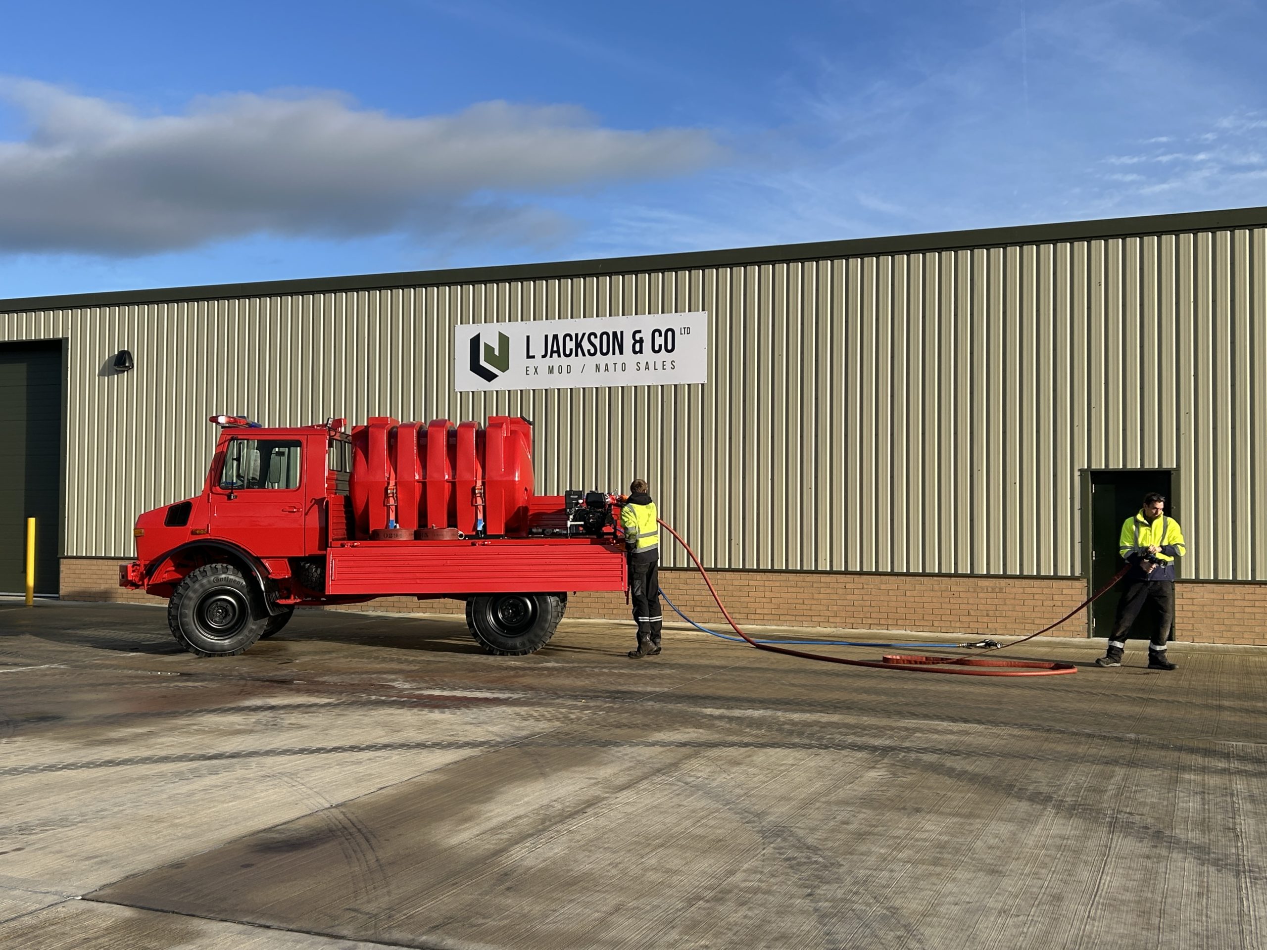 Mercedes Unimog U1300L Fire Truck