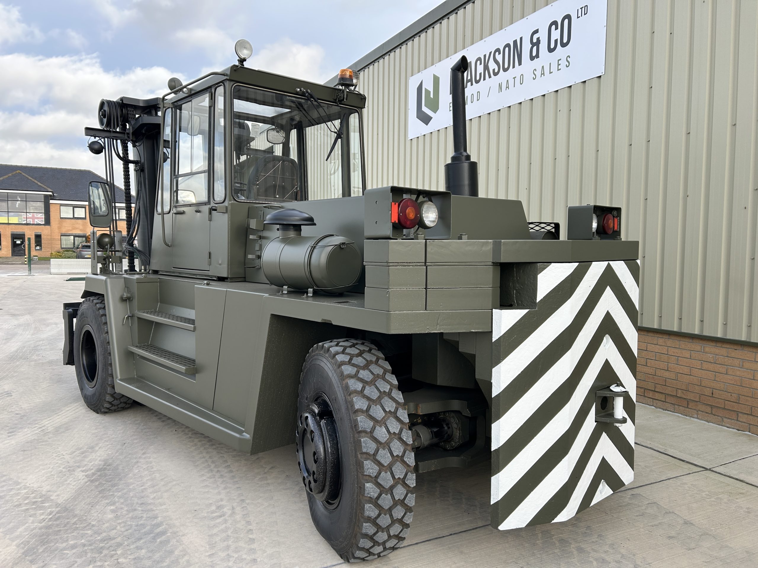 Valmet 1612 16 Ton Forklift