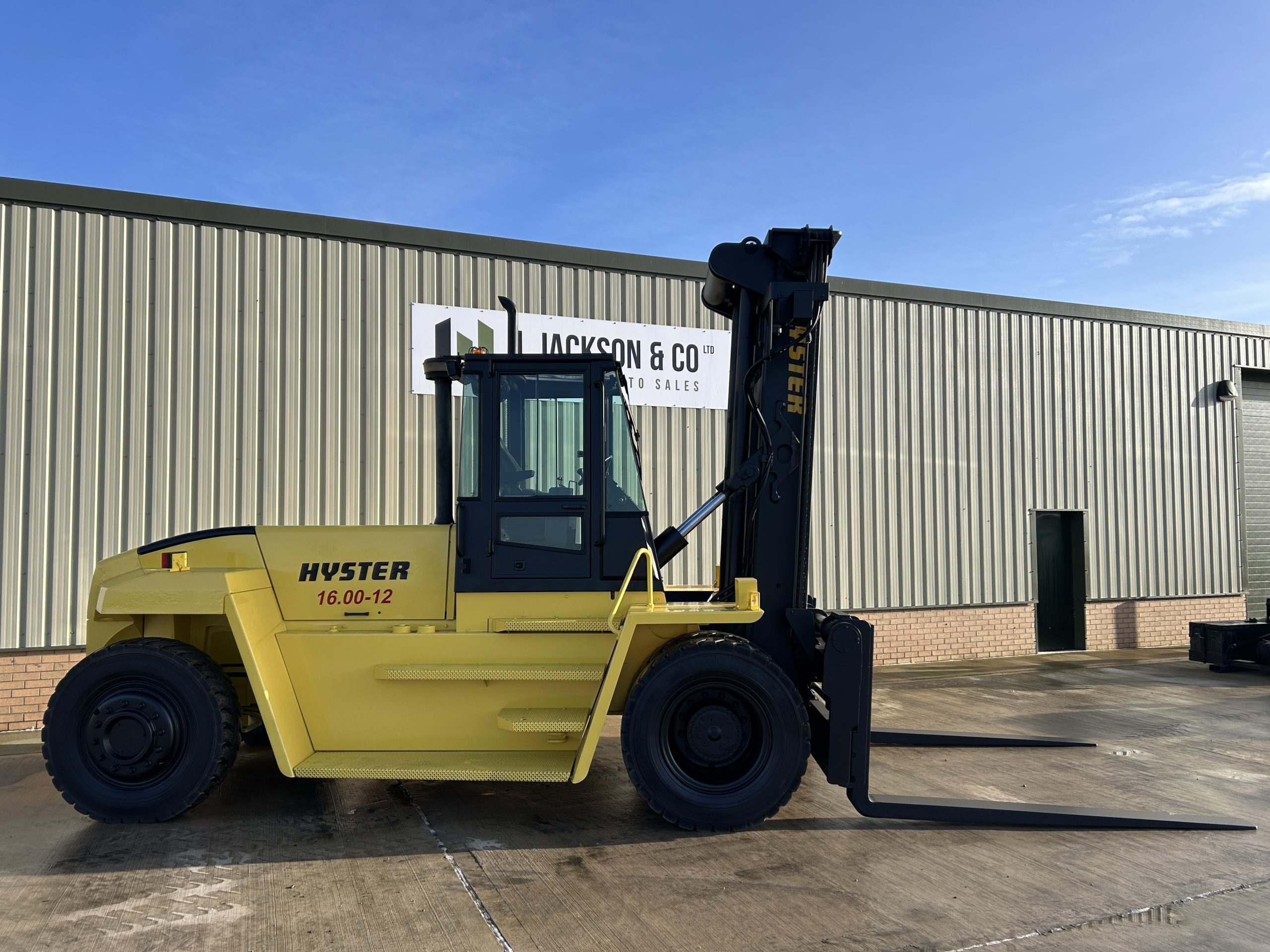 Hyster H16.00 XM-12 16 Ton Forklift