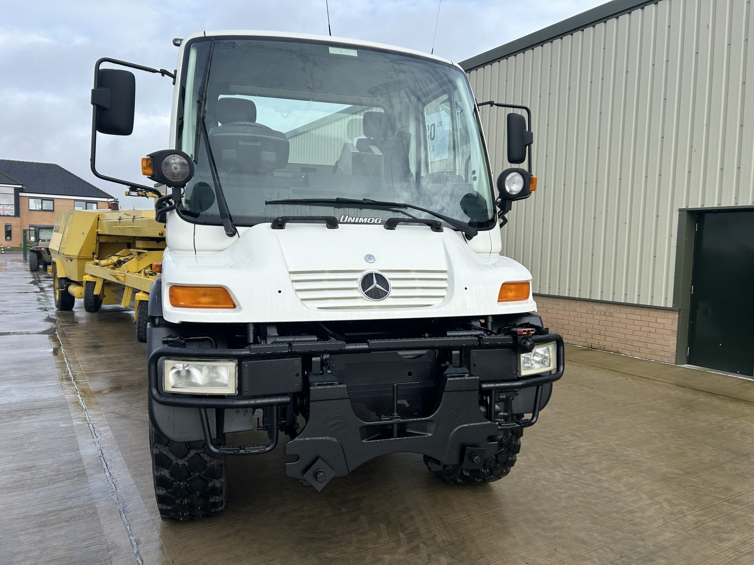 Mercedes Unimog U400 with Danline 2000 Runway Sweepers