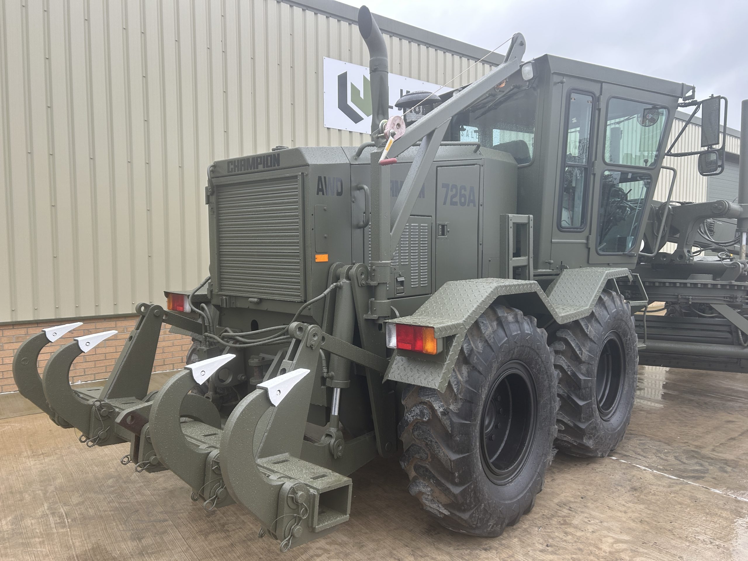 Champion 726A VHP 6×6 Grader