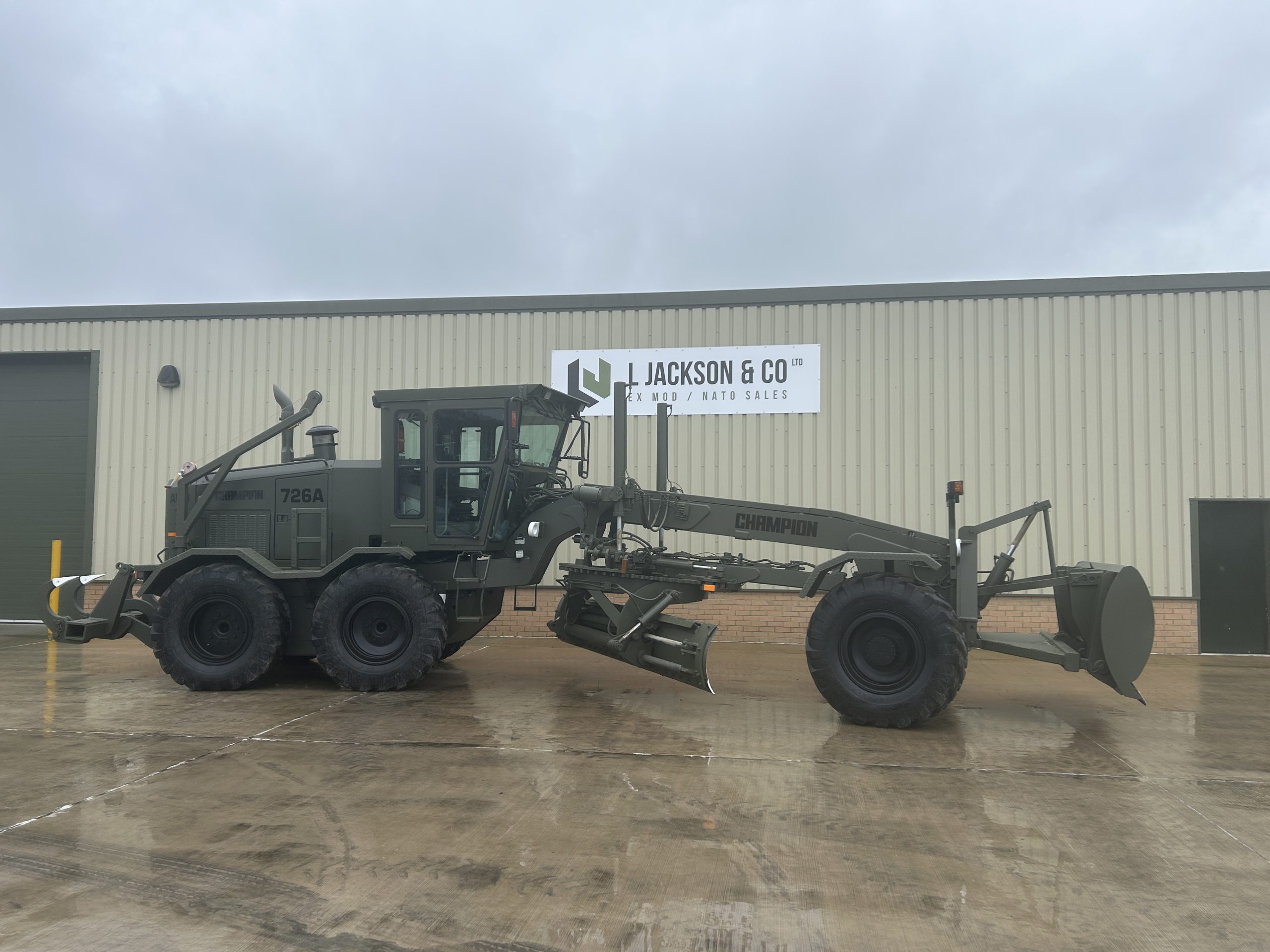Champion 726A VHP 6×6 Grader