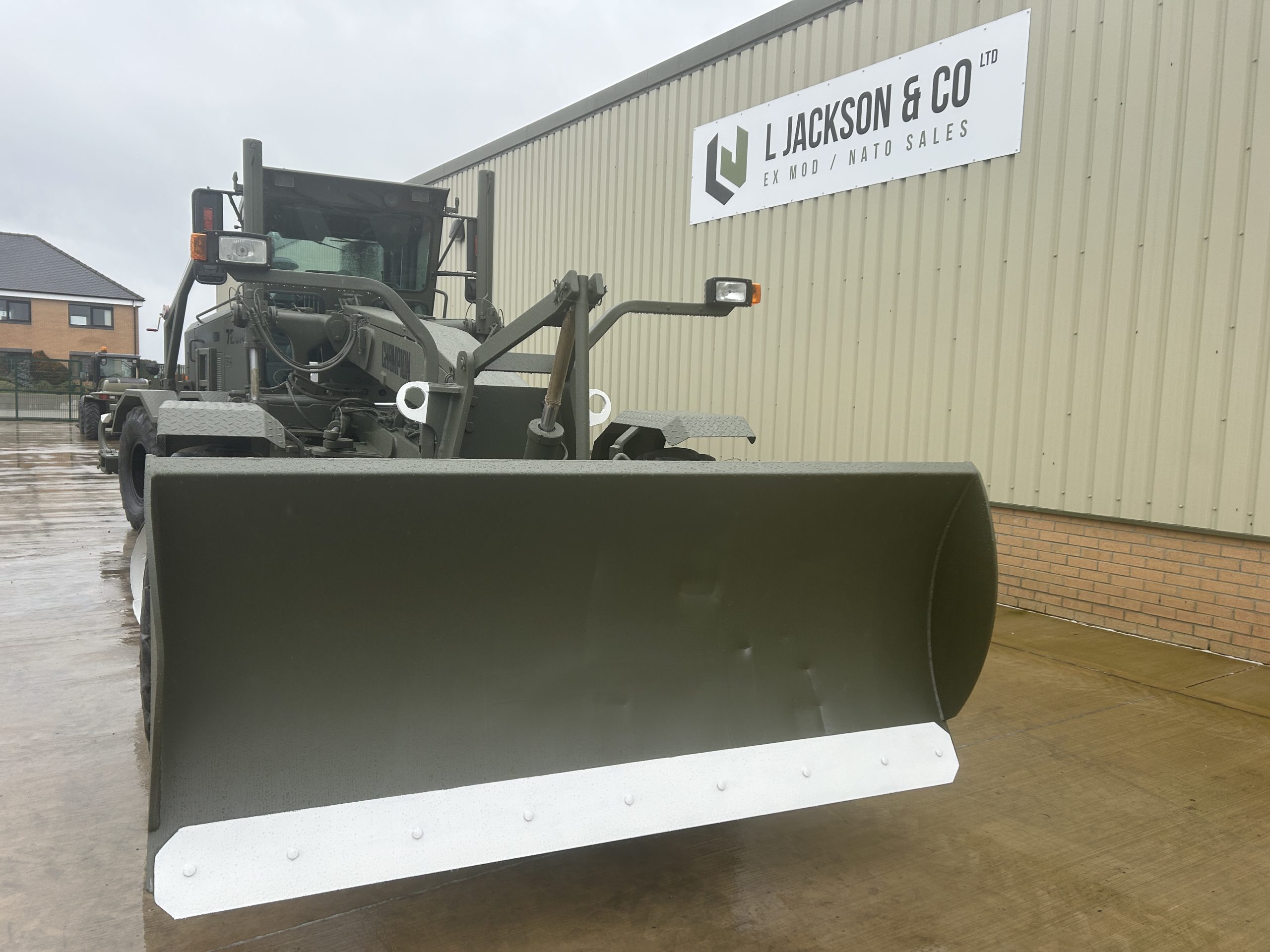 Champion 726A VHP 6×6 Grader