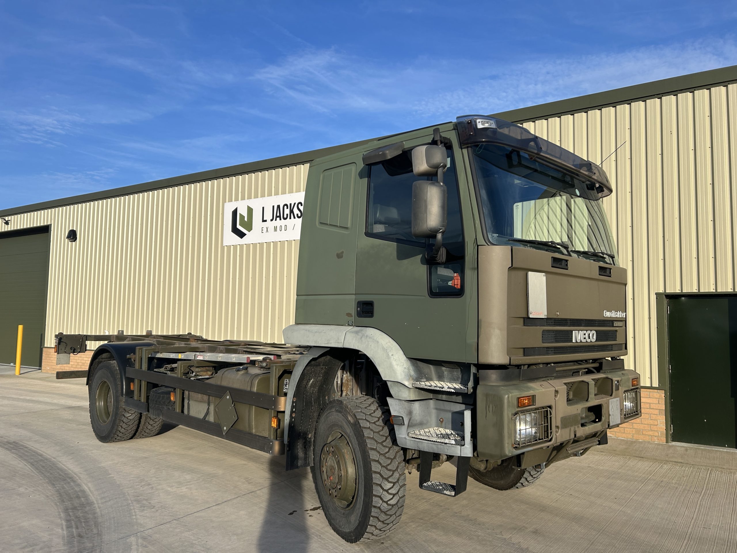 Iveco Eurotrakker 190E35 4×4 Cargo Truck