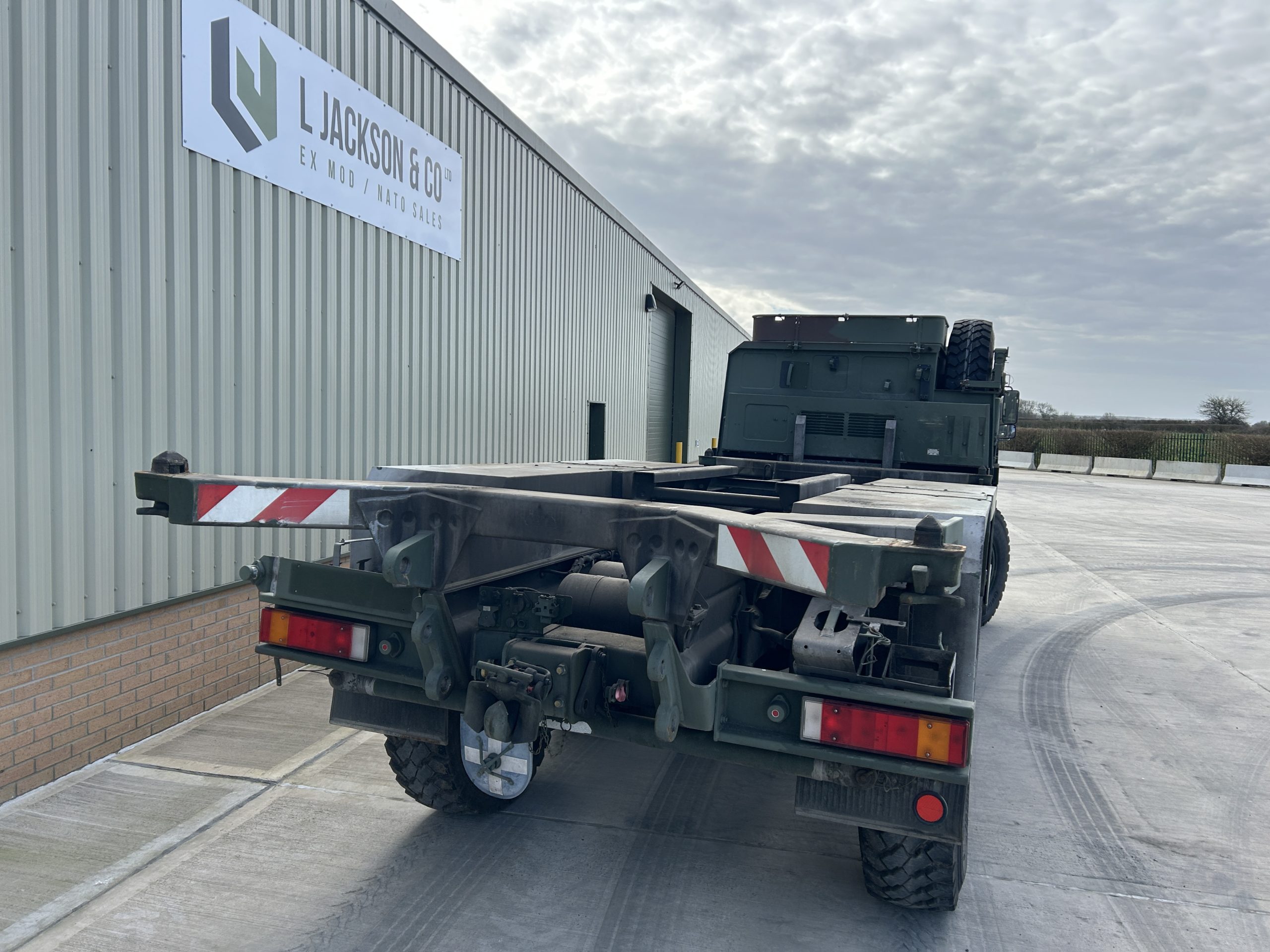 MAN KAT A1 25.422 6×6 20FT Container Carrier