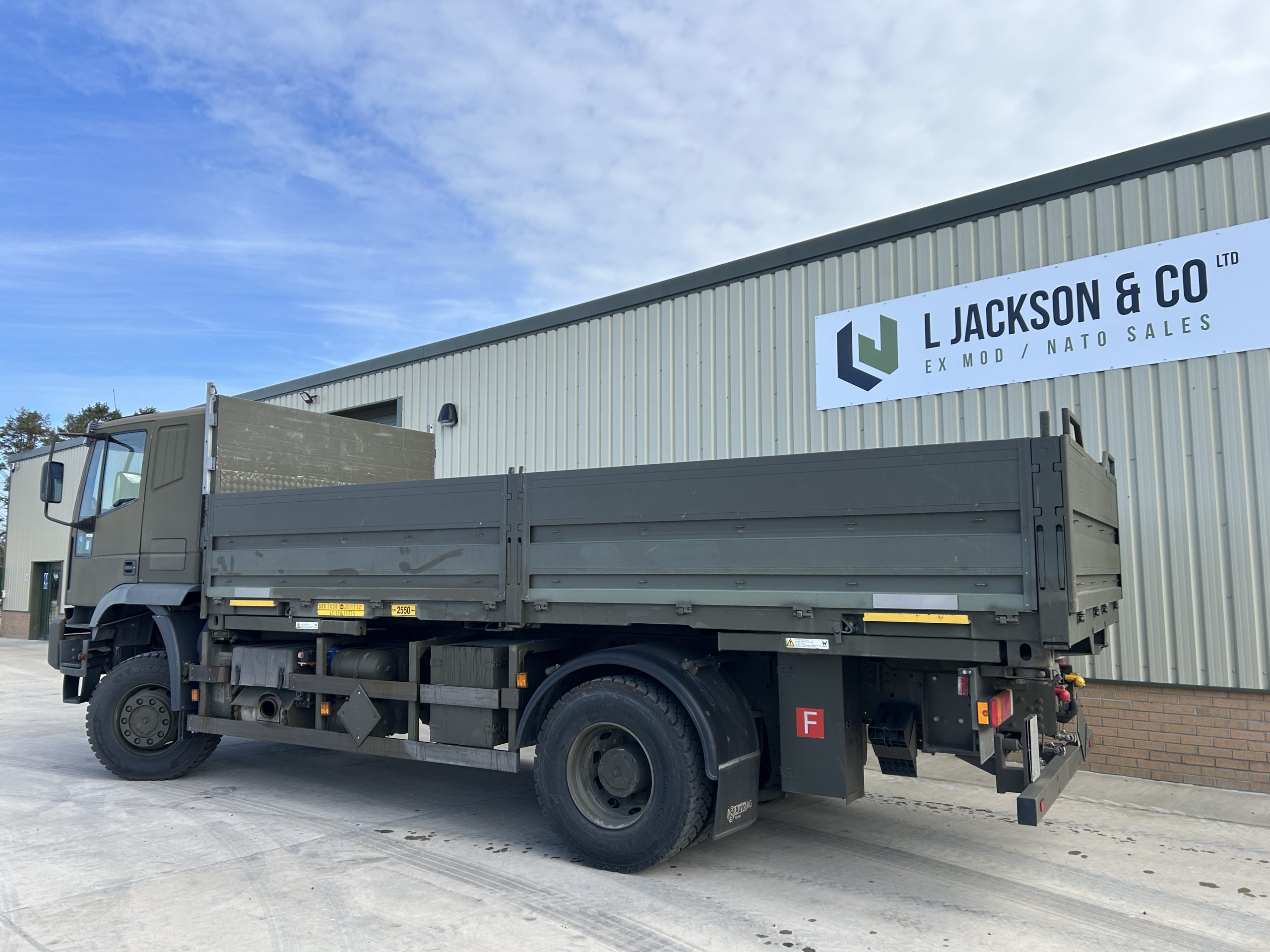 Iveco Eurotrakker 190E35 4×4 Cargo Truck