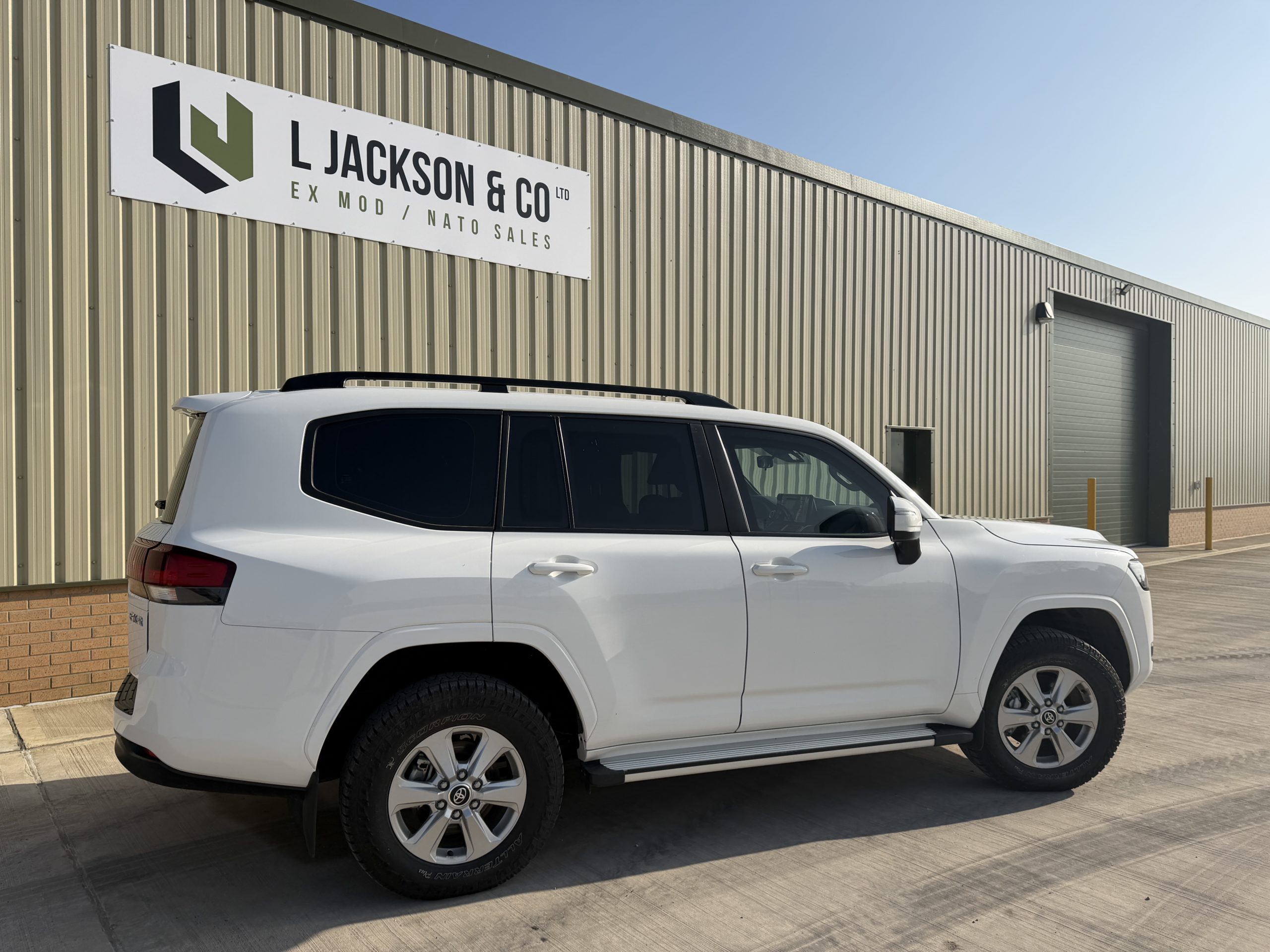 Armoured Toyota Land Cruiser 300
