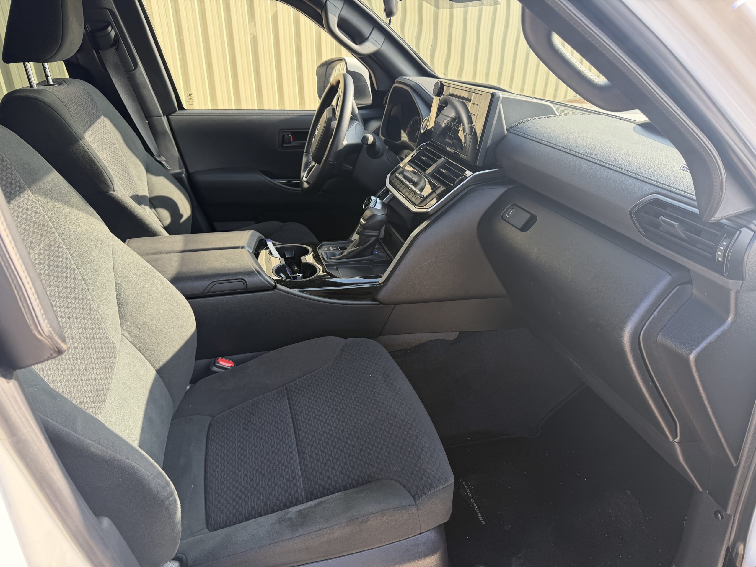 Armoured Toyota Land Cruiser 300