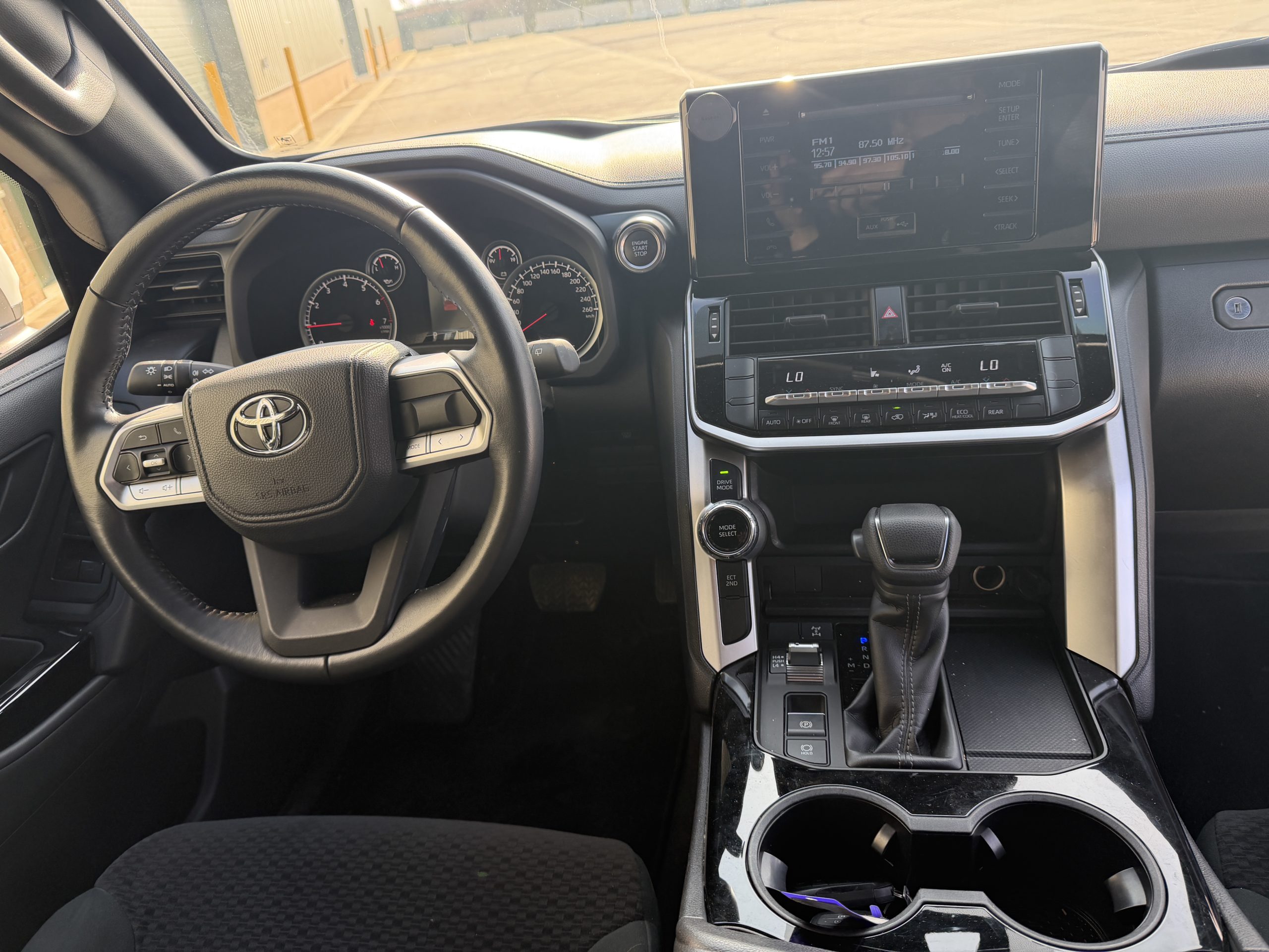 Armoured Toyota Land Cruiser 300