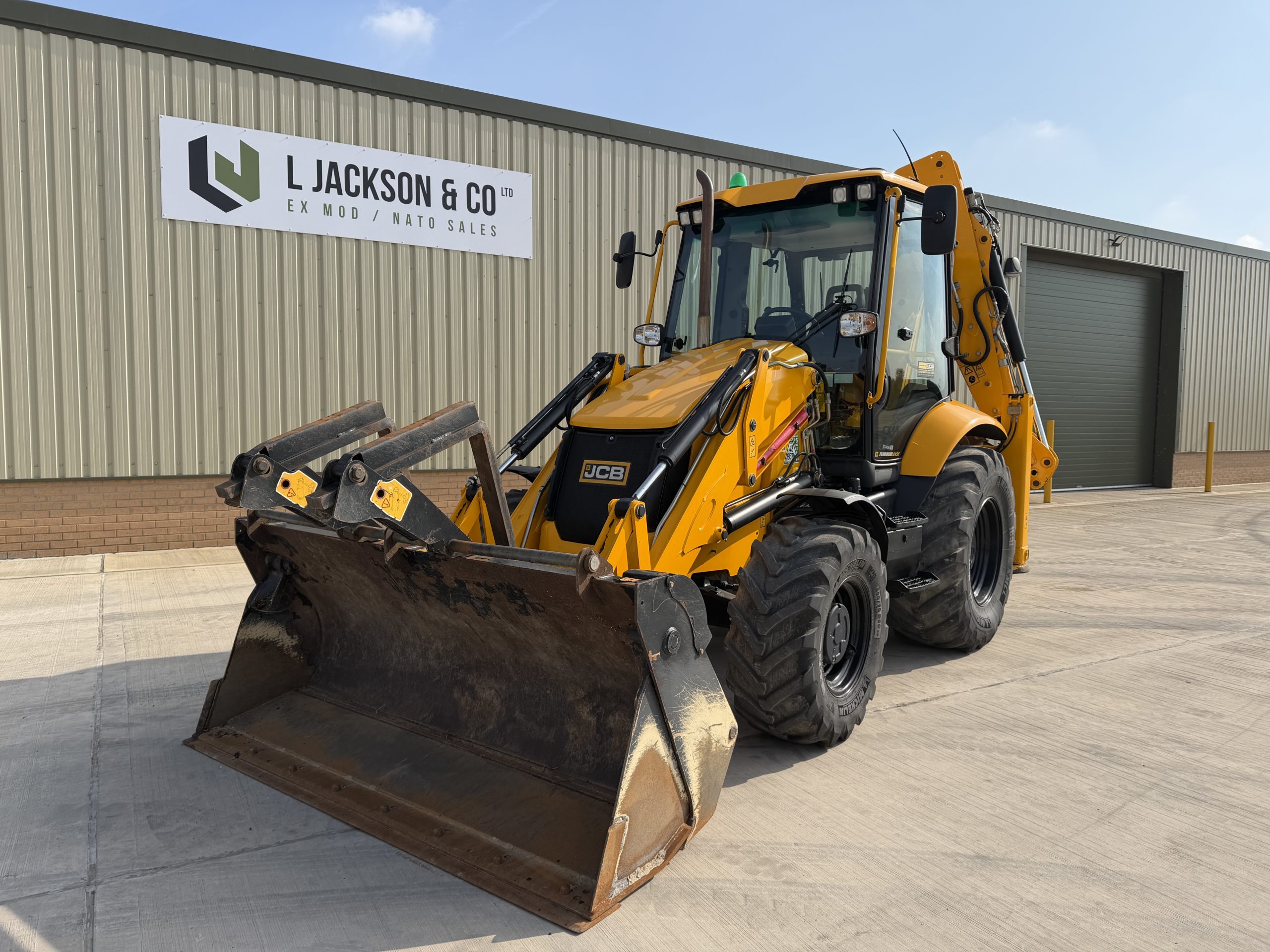 JCB 3CX Backhoe Loader 2022 Year