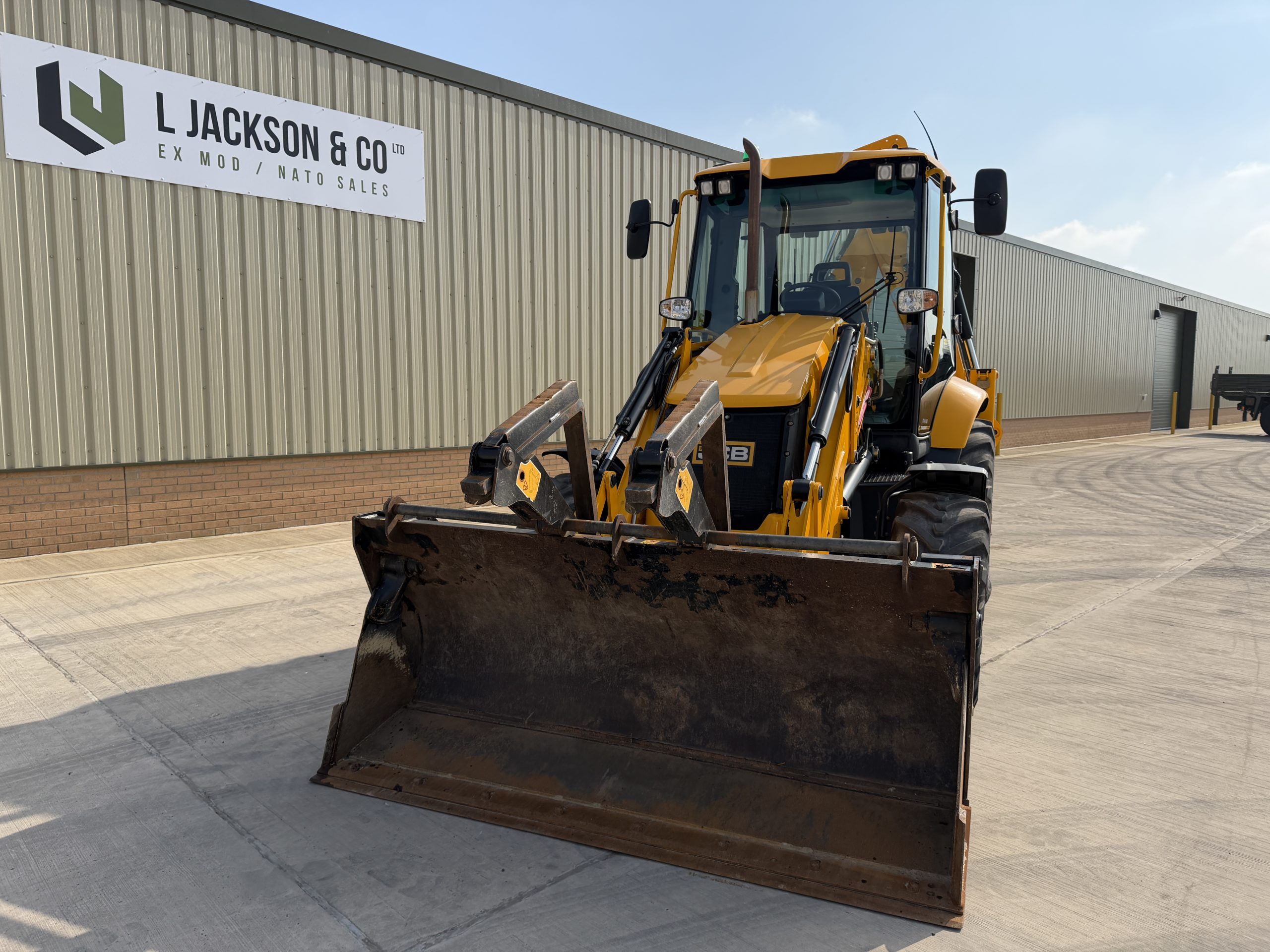 JCB 3CX Backhoe Loader 2022 Year