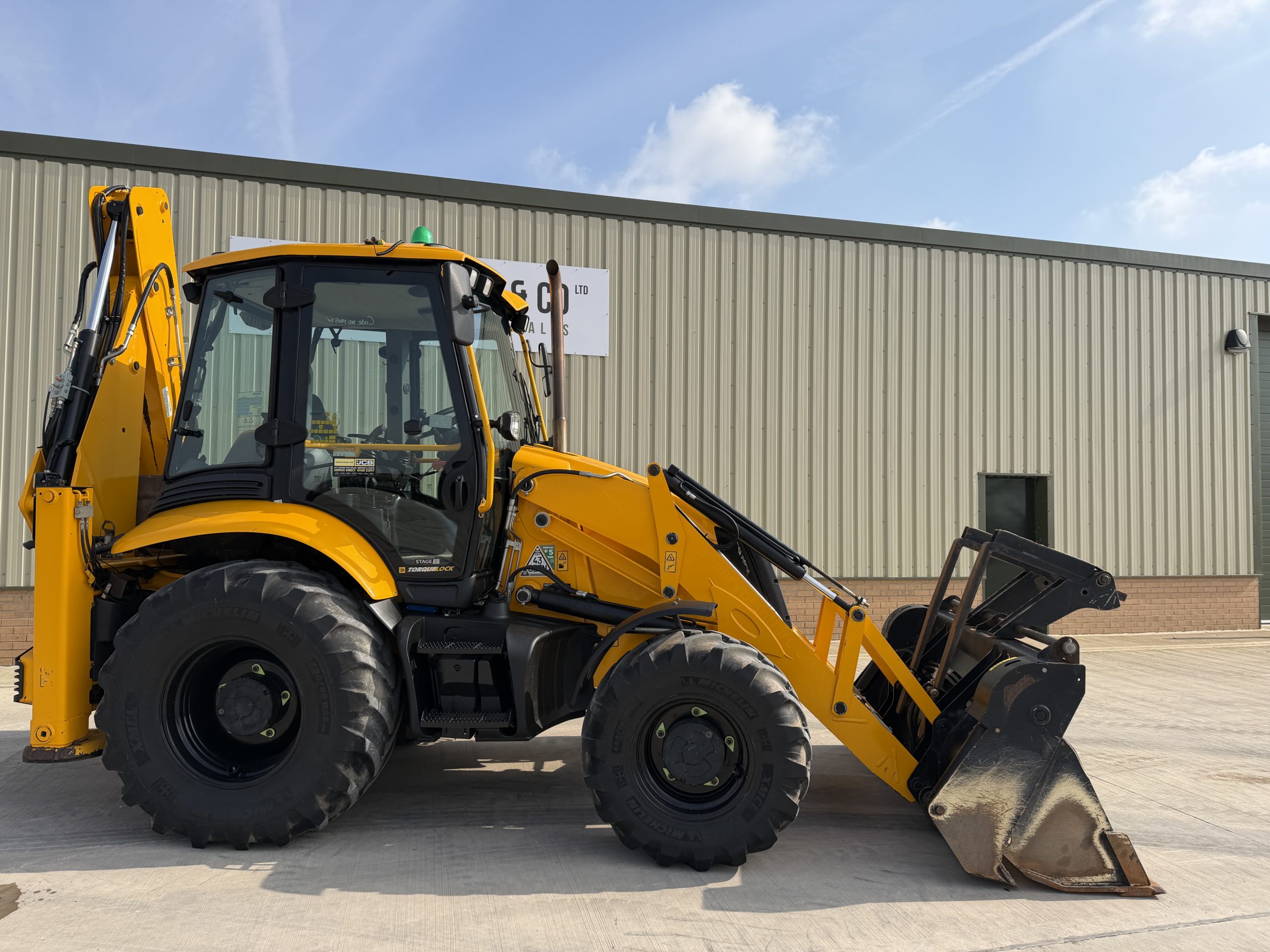 JCB 3CX Backhoe Loader 2022 Year