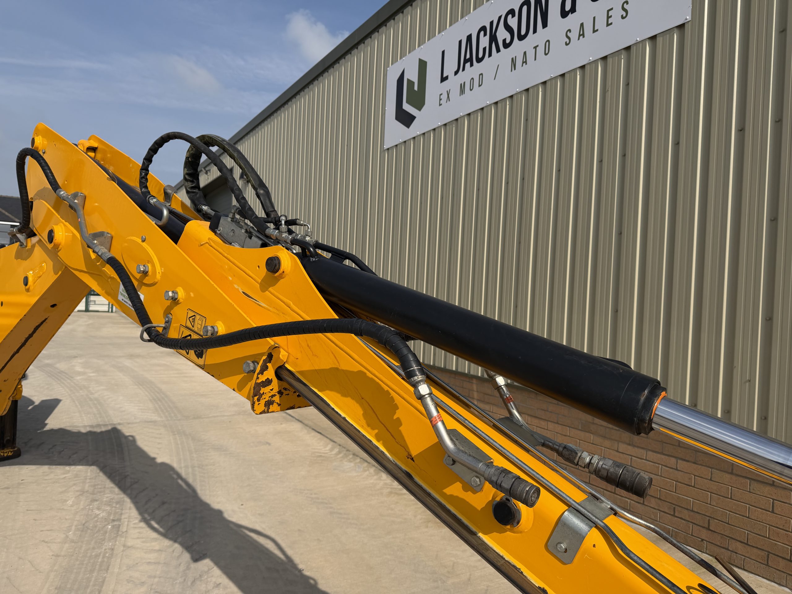 JCB 3CX Backhoe Loader 2022 Year