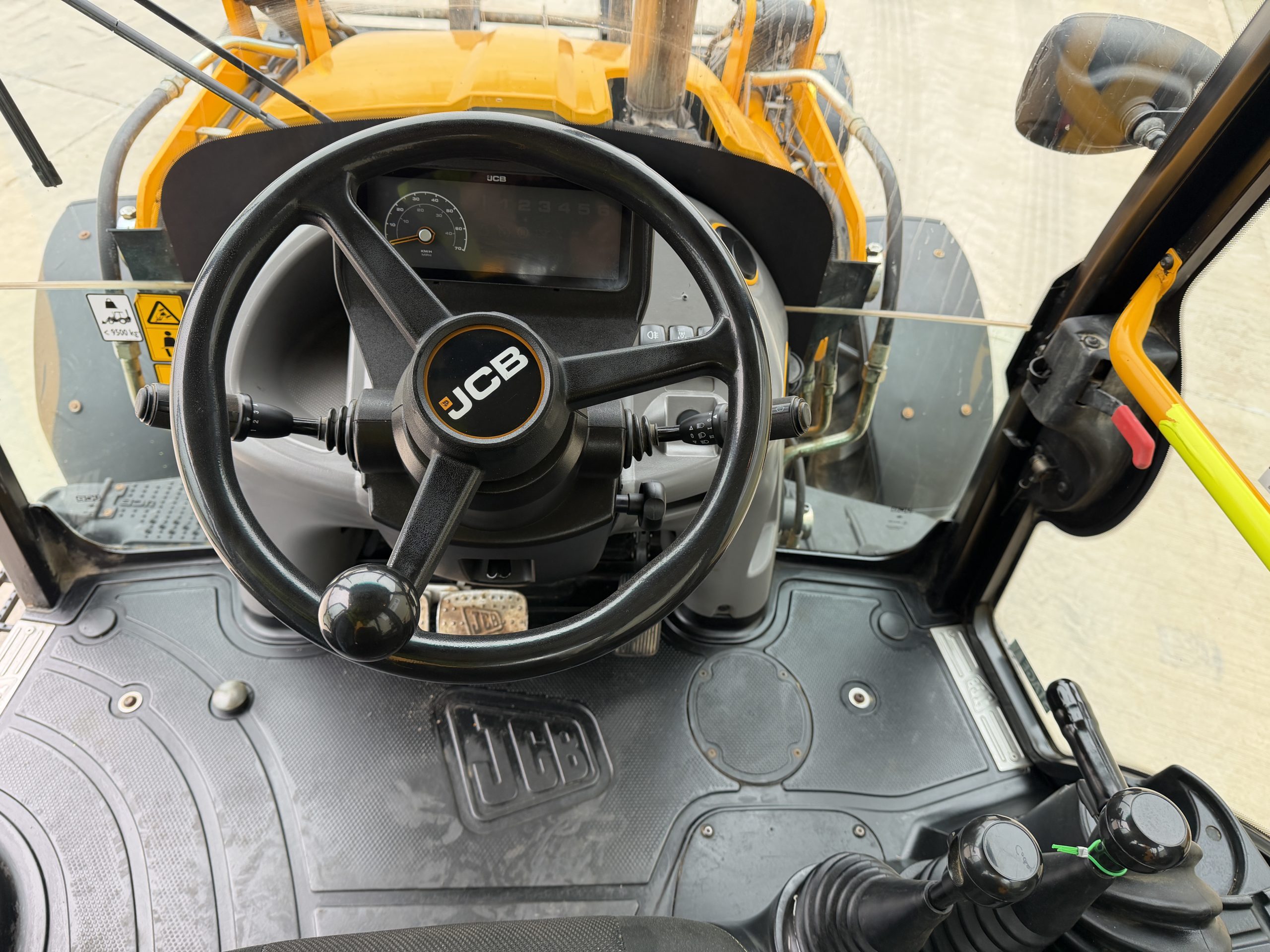 JCB 3CX Backhoe Loader 2022 Year