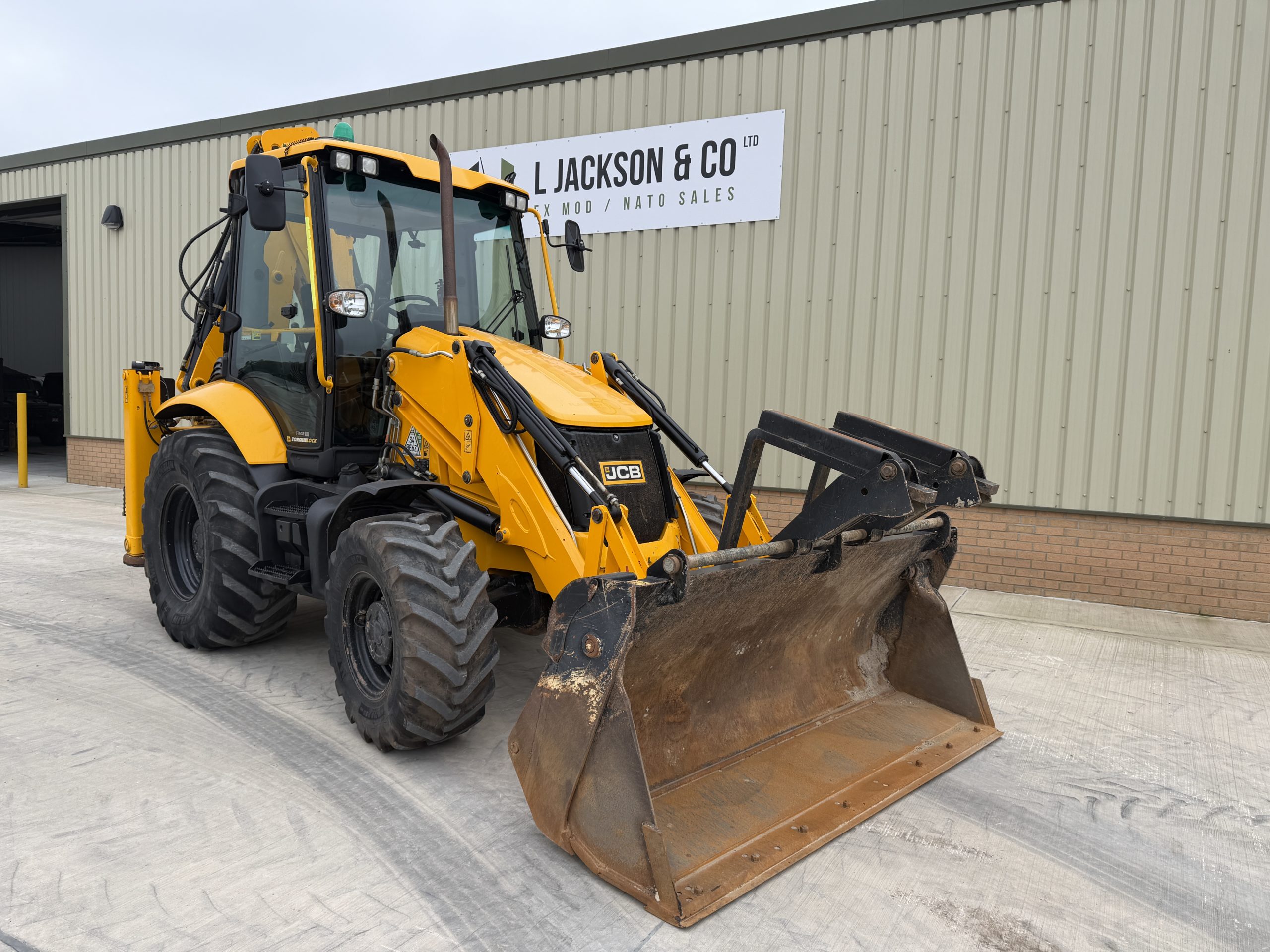 JCB 3CX Backhoe Loader 2022 Year