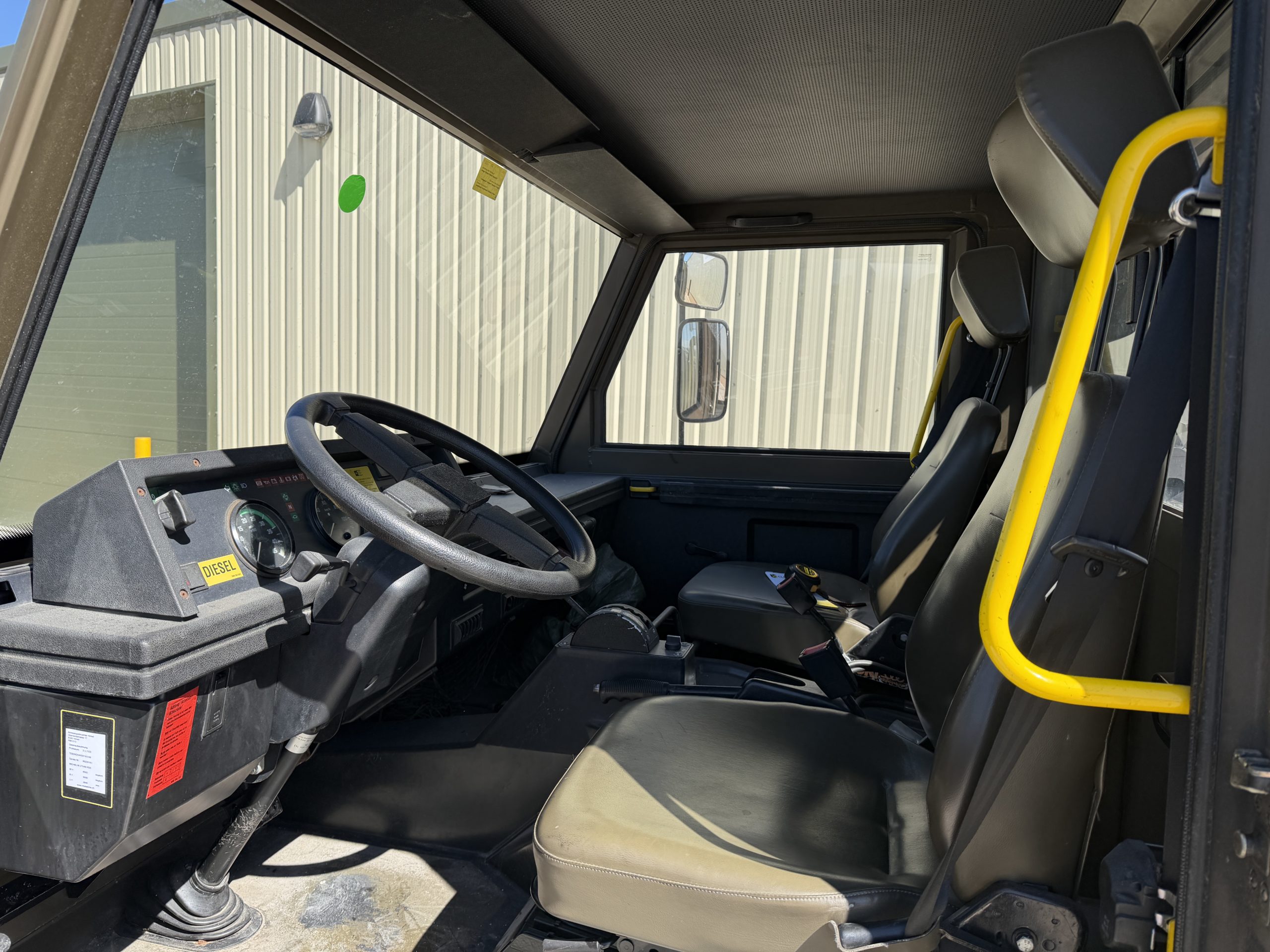 Bucher Duro 1 4×4 Chassis Cab