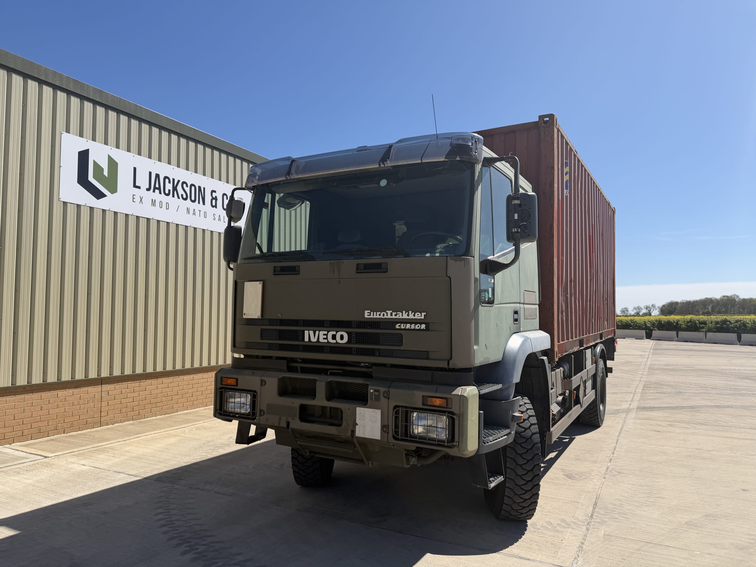 Iveco Eurotrakker 190E35 4×4 20FT Container Truck