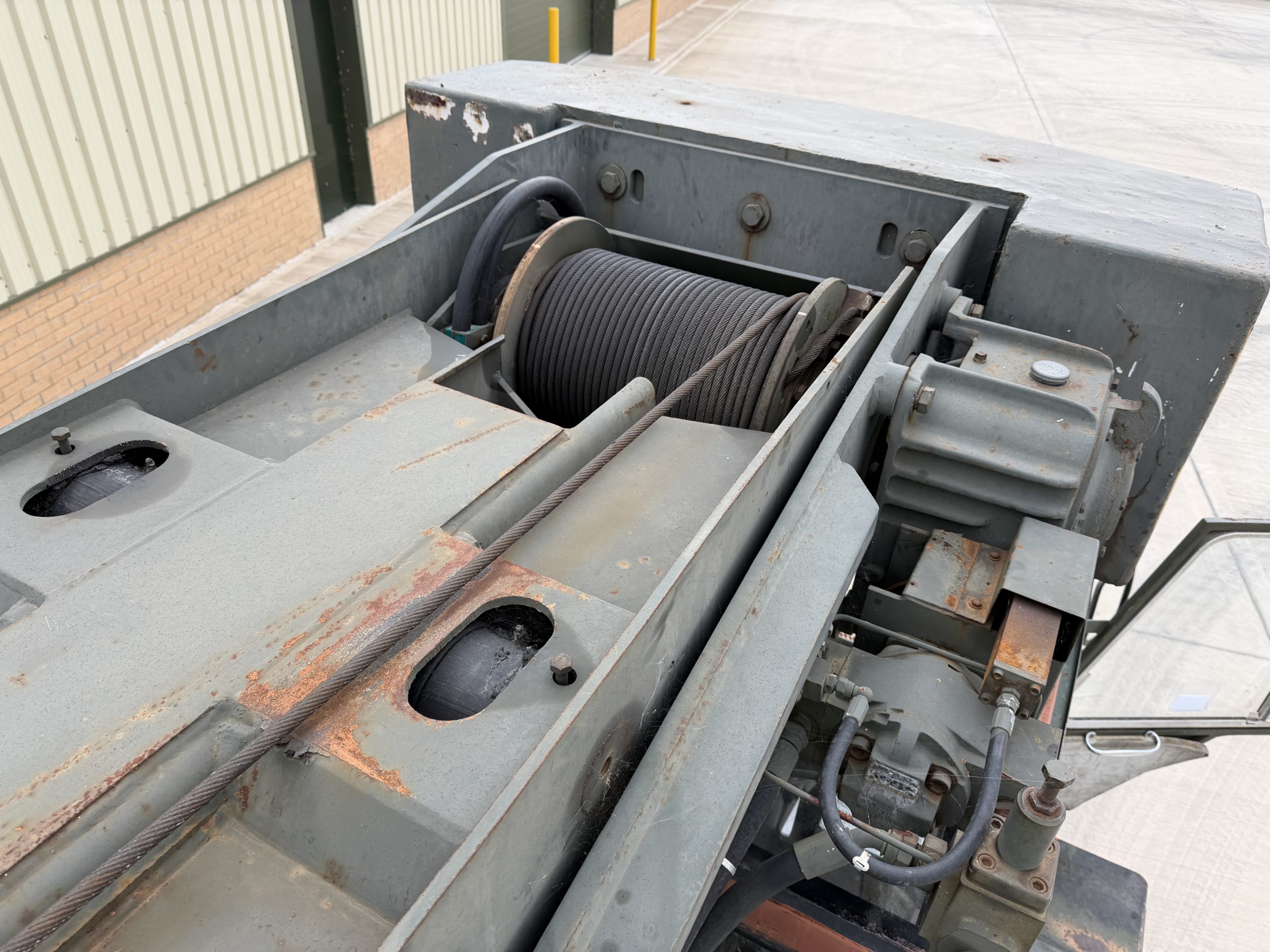 Jones IF8M Crane
