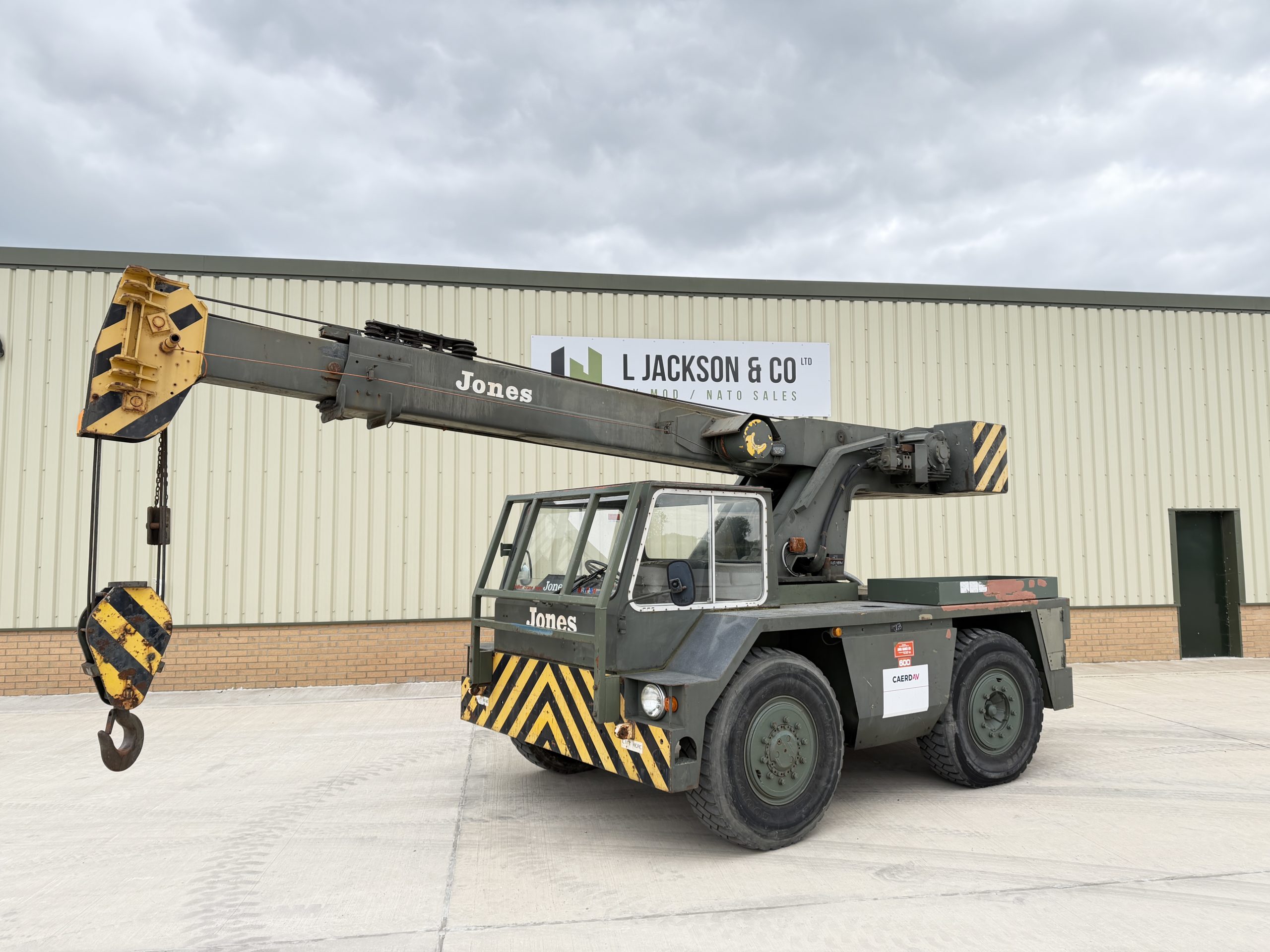 Jones IF8M Crane