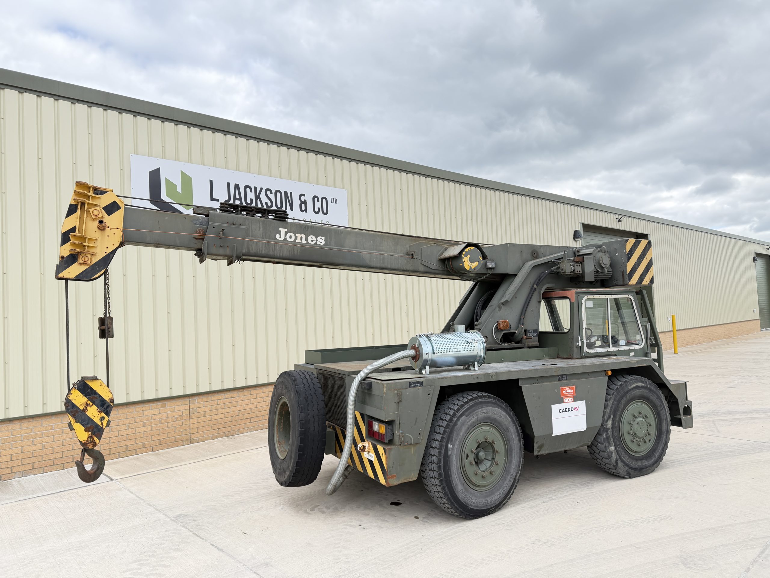 Jones IF8M Crane