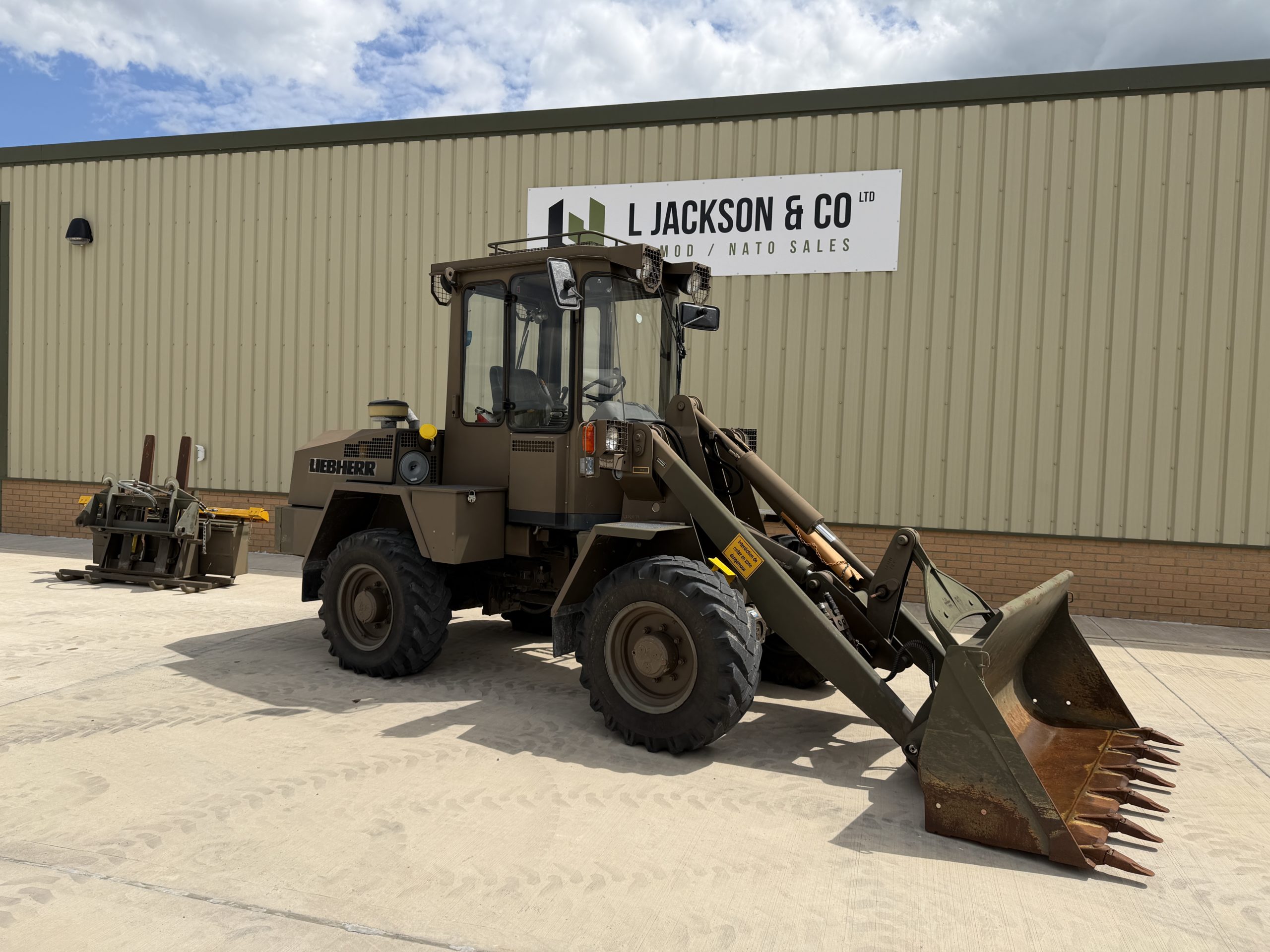 Liebherr L508 Wheeled Loader