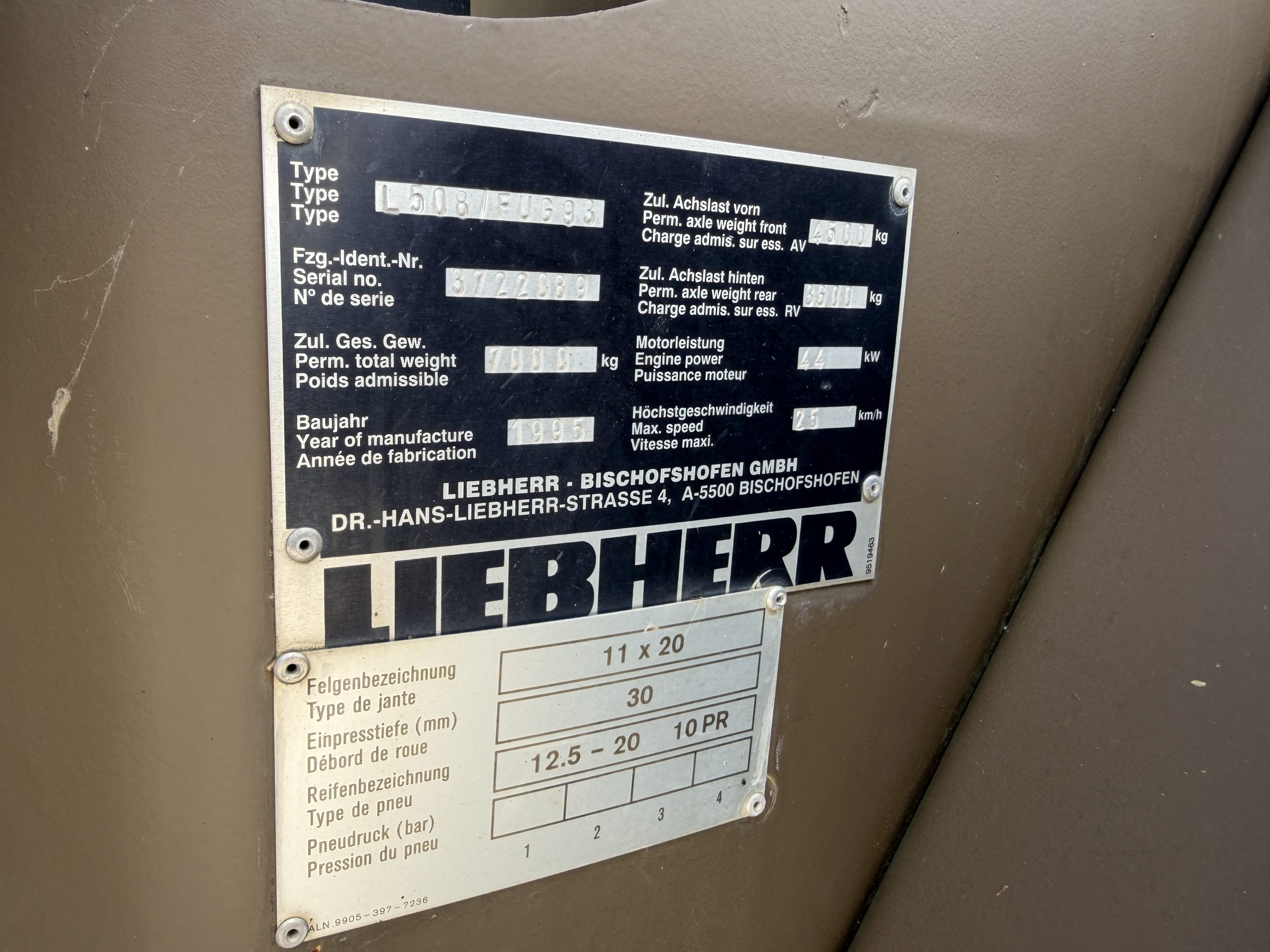 Liebherr L508 Wheeled Loader