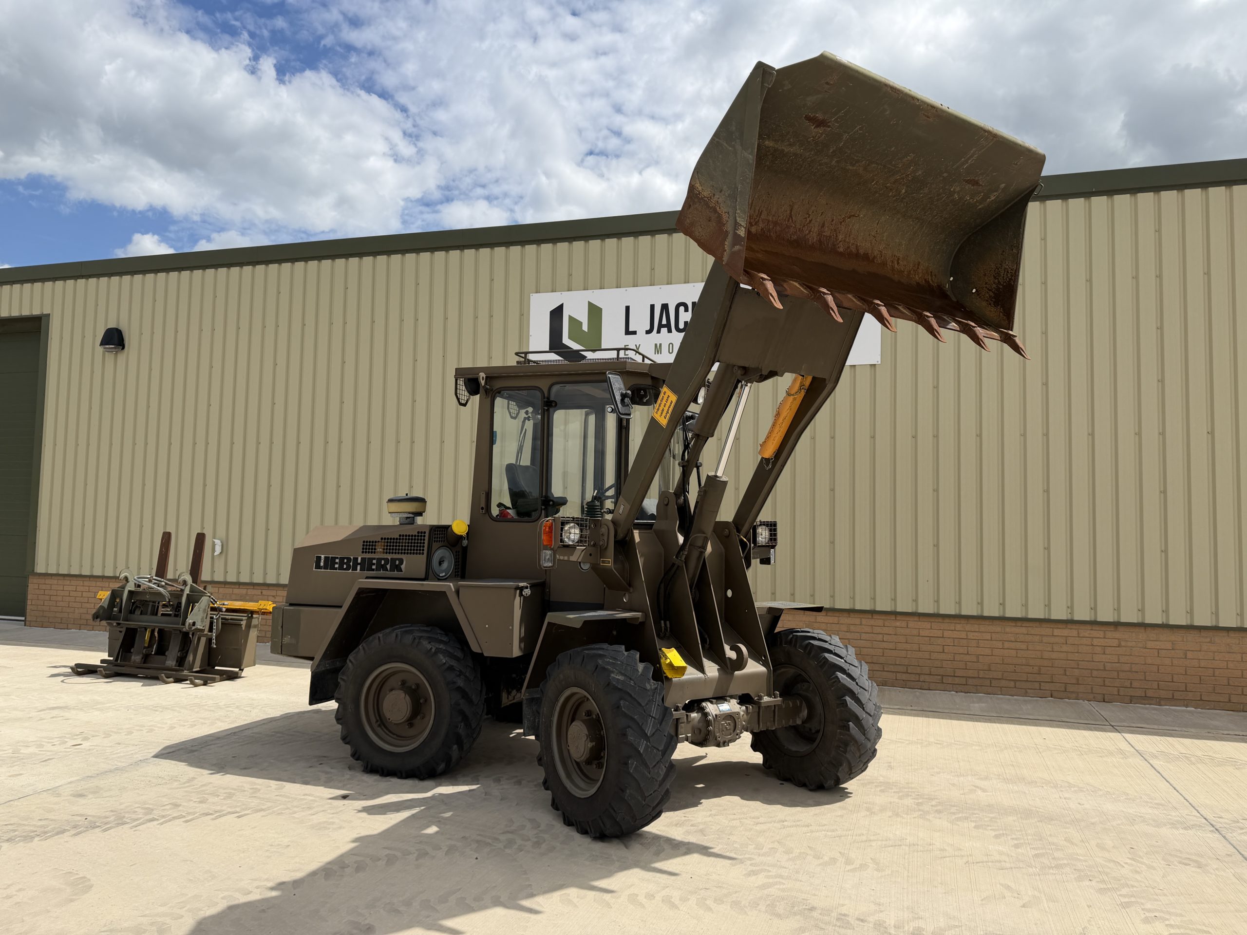 Liebherr L508 Wheeled Loader