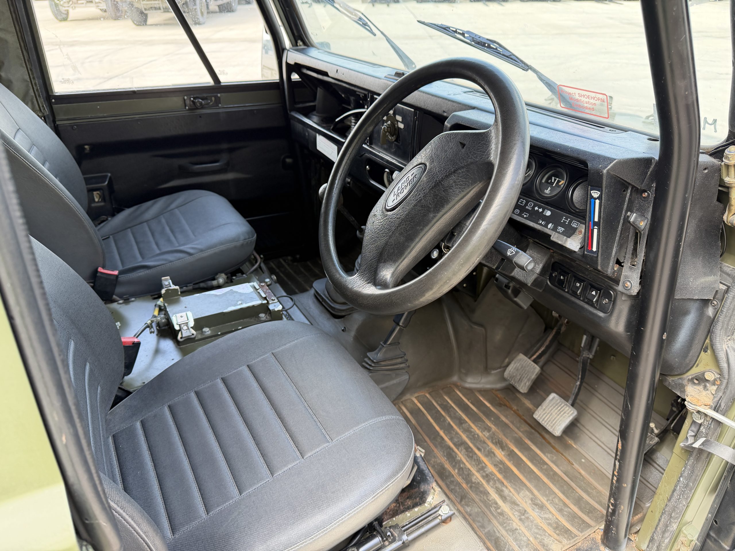 Land Rover Defender Wolf 110 RHD Hard Top