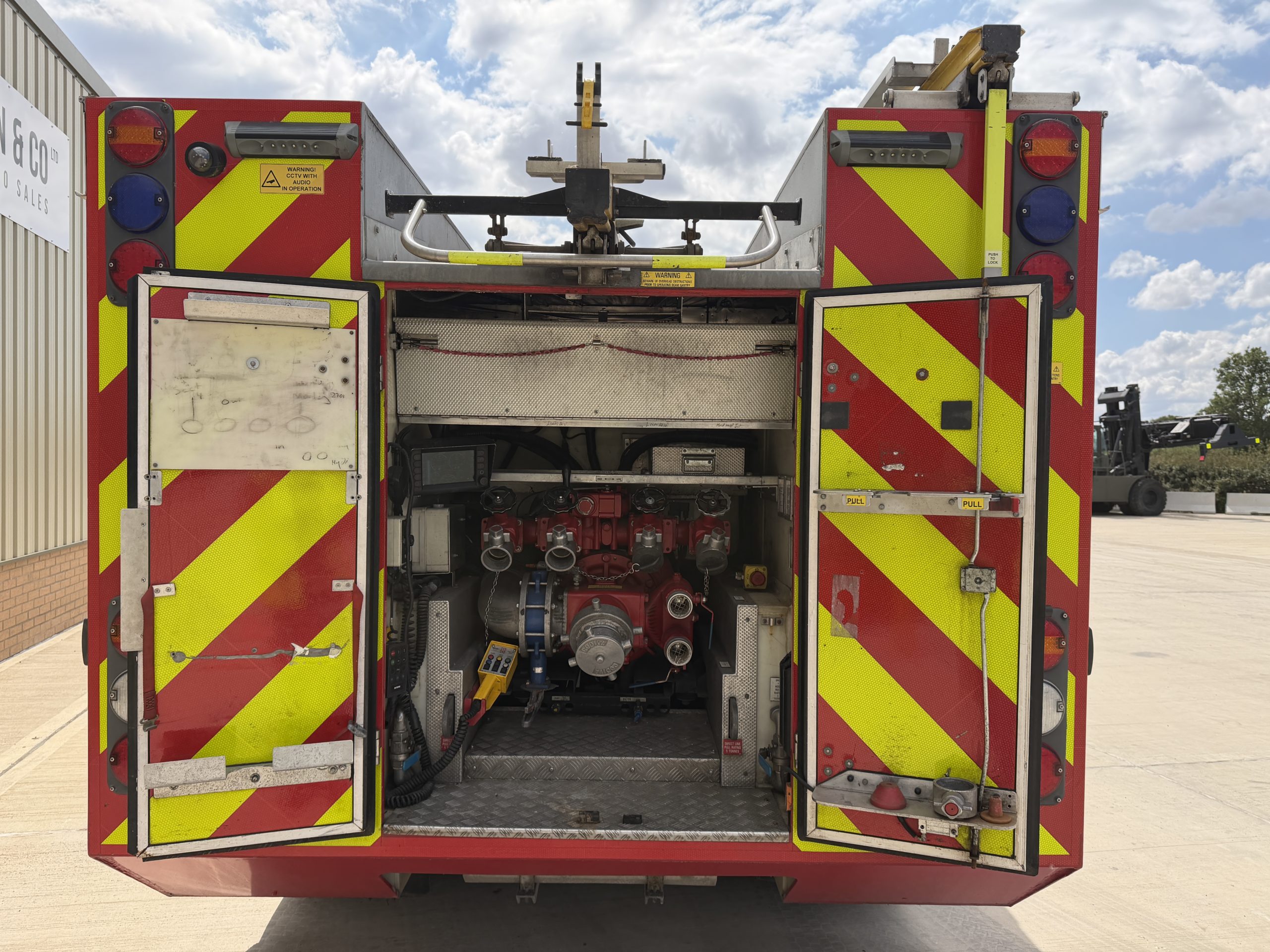 MAN 13.290 4×4 Fire Engine