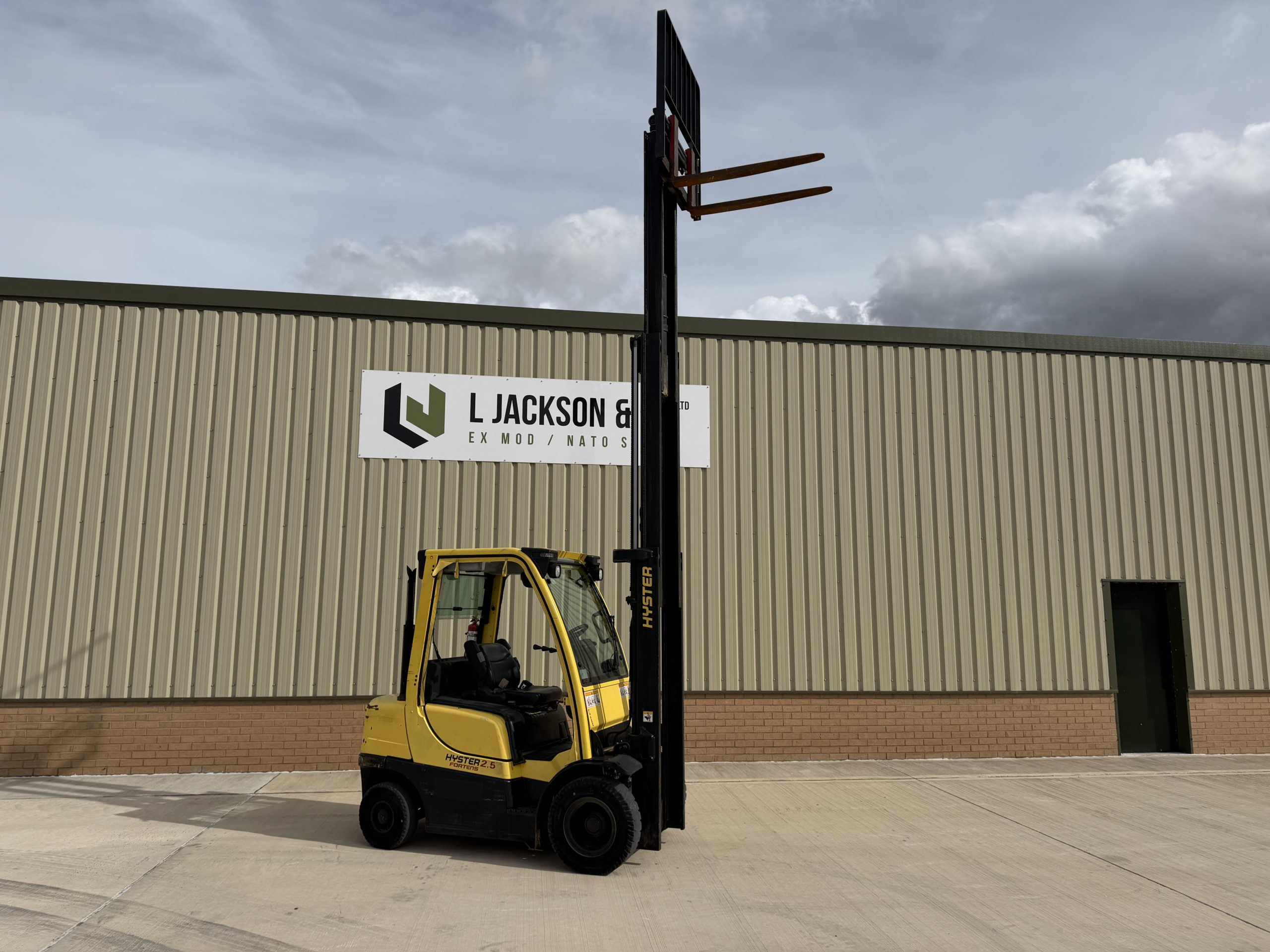 Hyster H2.5FT Diesel Forklift
