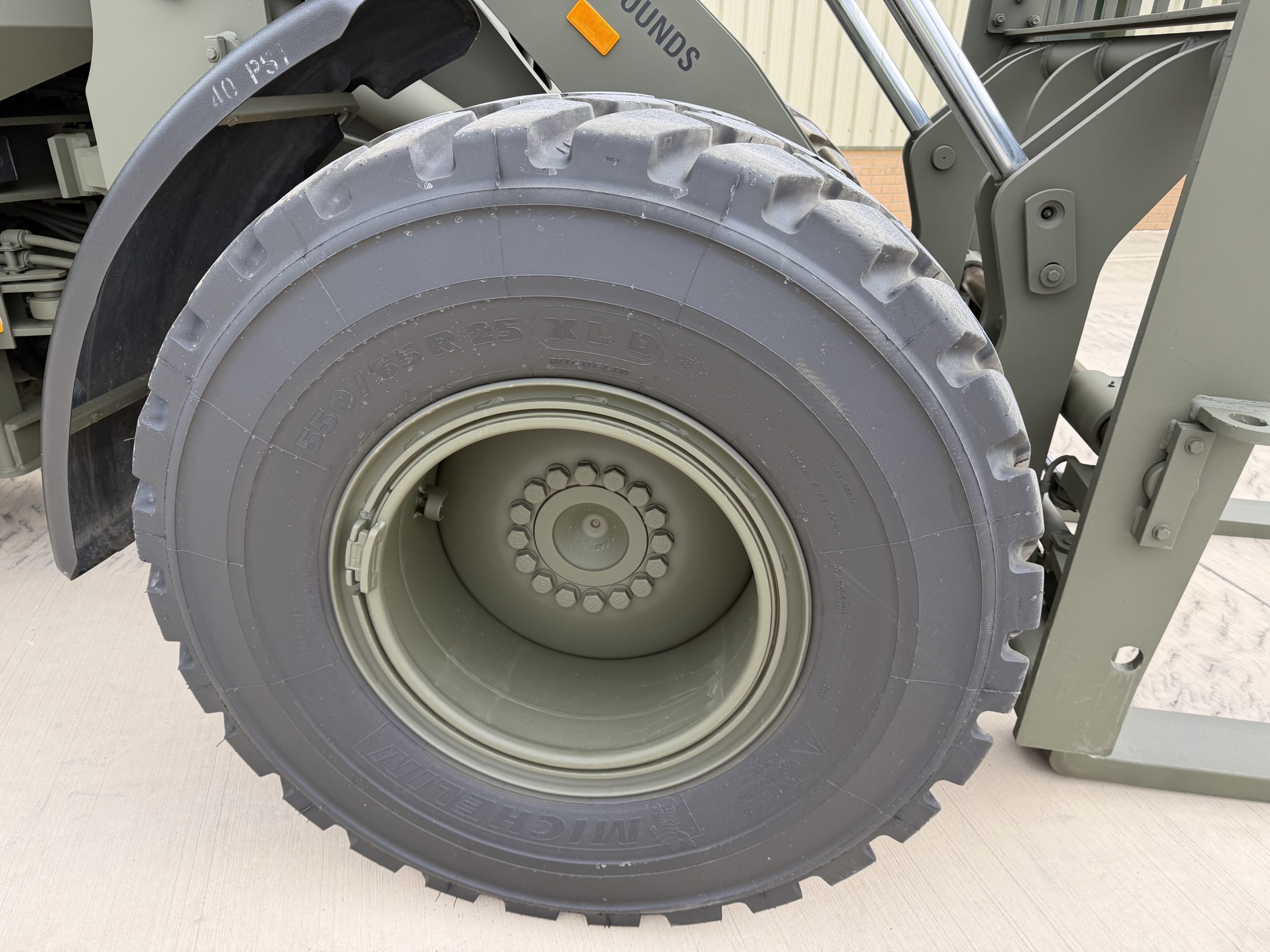 Caterpillar 928H/IT28 Rough Terrain Forklift