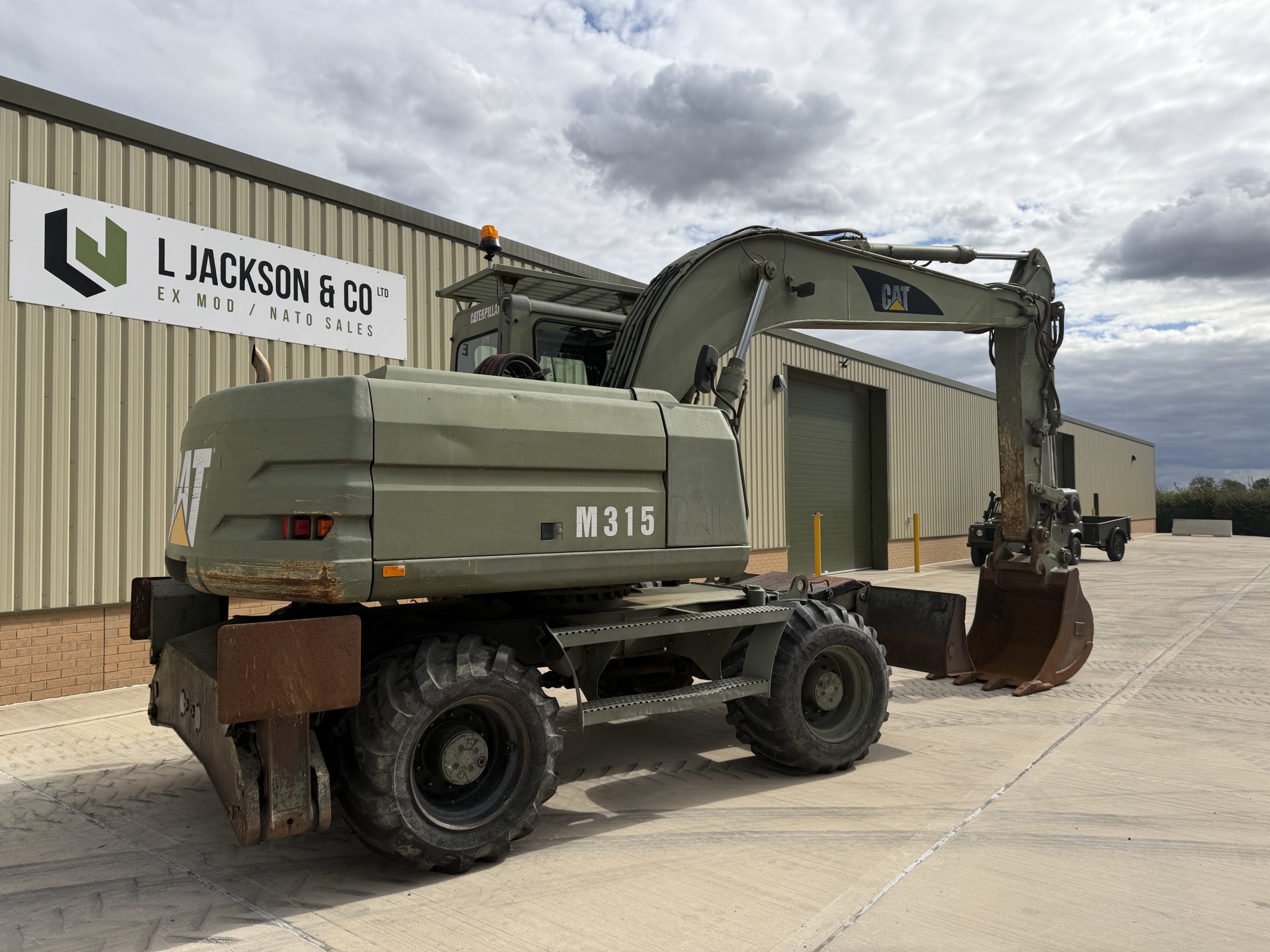 Caterpillar 315M Wheeled Excavator