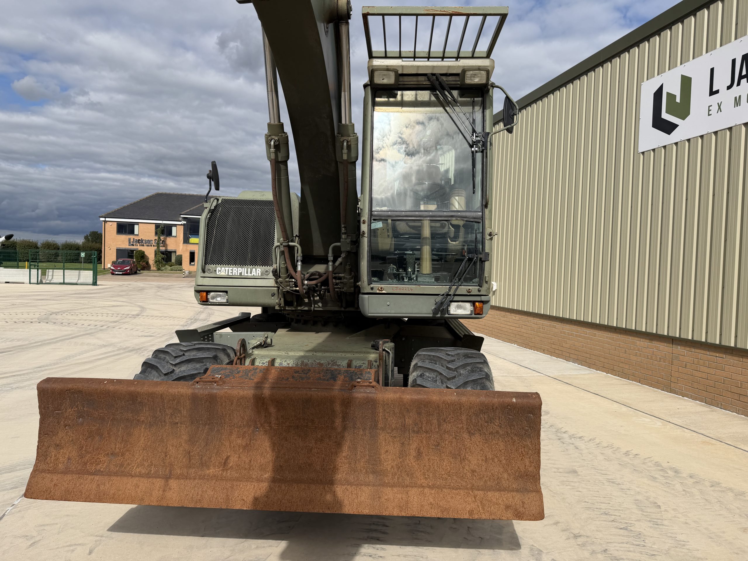 Caterpillar 315M Wheeled Excavator
