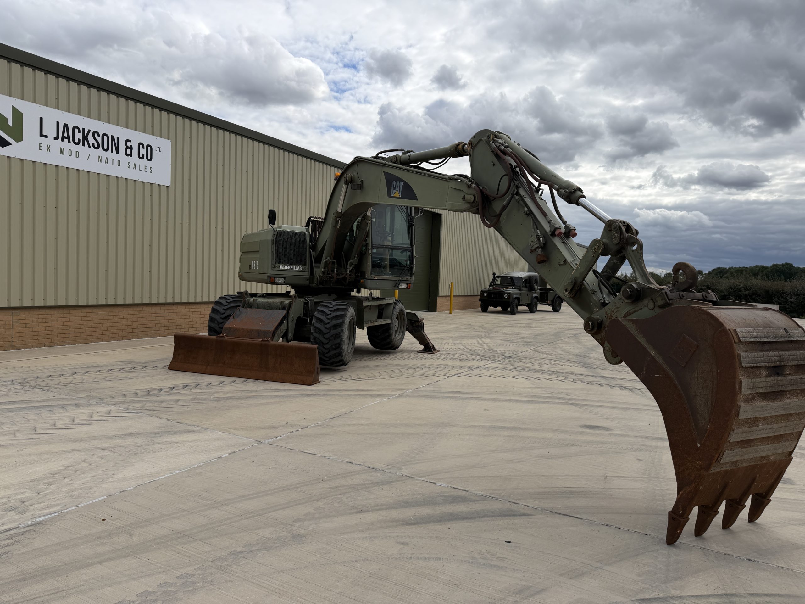 Caterpillar 315M Wheeled Excavator