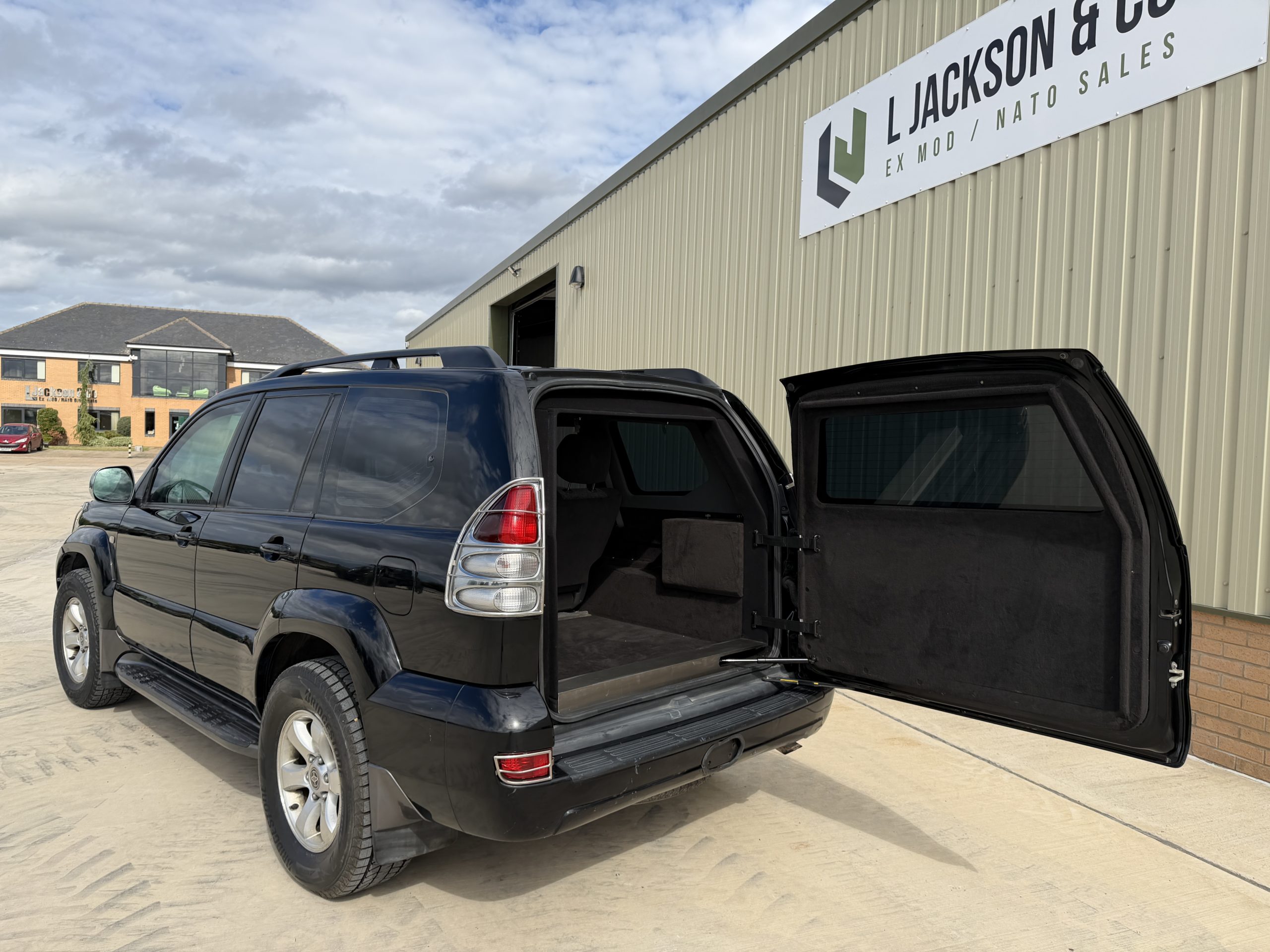 Armoured Toyota Land Cruiser Prado LHD