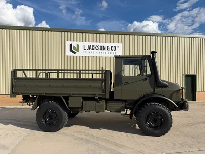 Mercedes Unimog U1300L RHD Cargo Truck 002