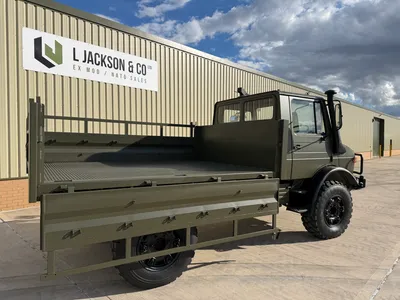 Mercedes Unimog U1300L RHD Cargo Truck 004