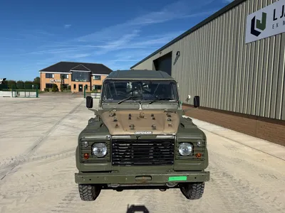 Land Rover Defender Wolf 006