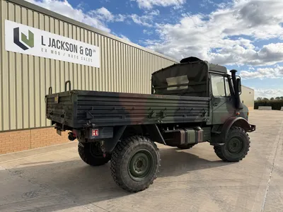 Mercedes Unimog U1300L Cargo Winch Truck 005