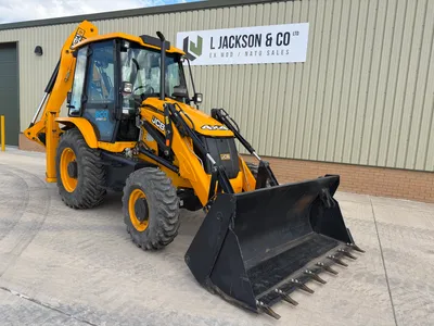 JCB 3DX Backhoe Loader 002