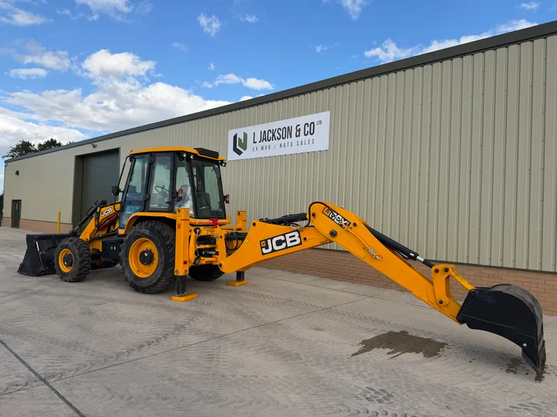 JCB 3DX Backhoe Loader 009